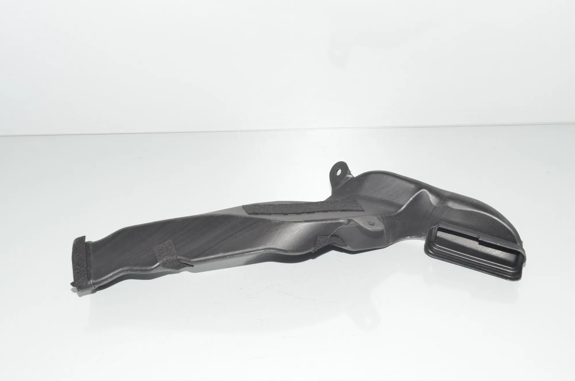 Interior Air Duct Channel – OEM 7466096 · BMW X7 (G07) (2019 - -) xDrive 30 d 2019 – 3