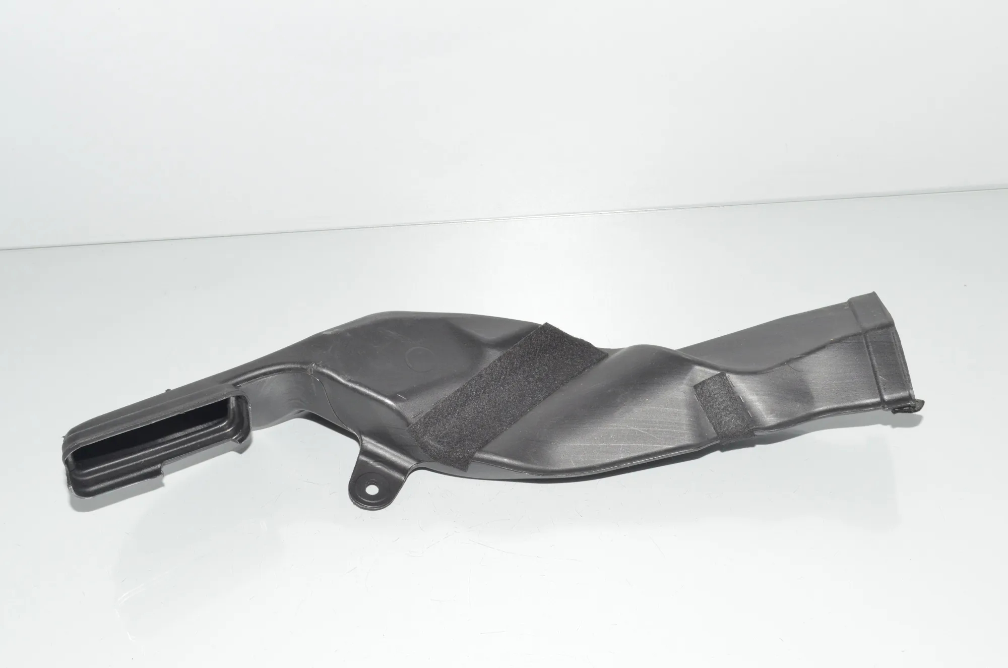 Interior Air Duct Channel – OEM 7466096 · BMW X7 (G07) (2019 - -) xDrive 30 d 2019