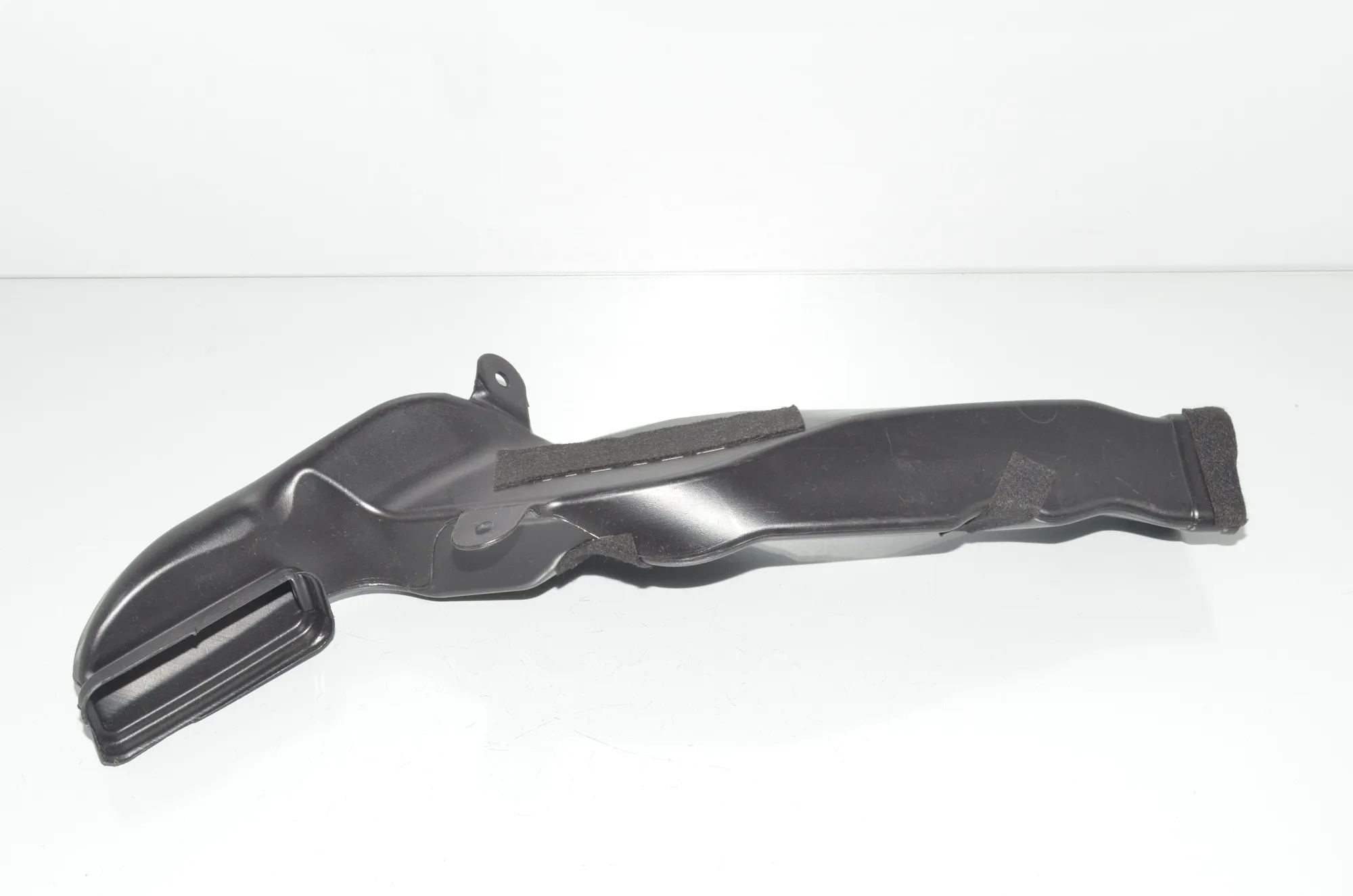 Interior Air Duct Channel – OEM 7466095 · BMW X7 (G07) (2019 - -) xDrive 30 d 2019