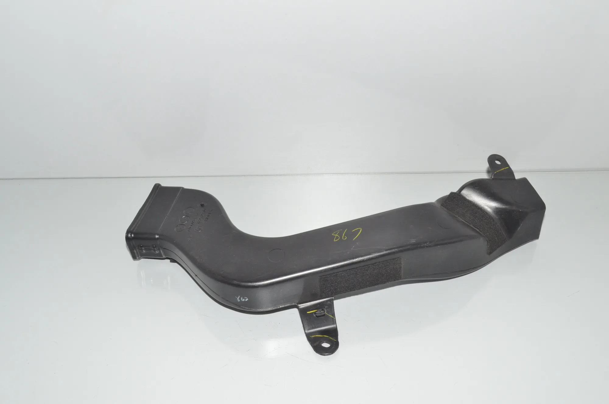 Interior Air Duct Channel – OEM 7466093 · BMW X7 (G07) (2019 - -) xDrive 30 d 2019