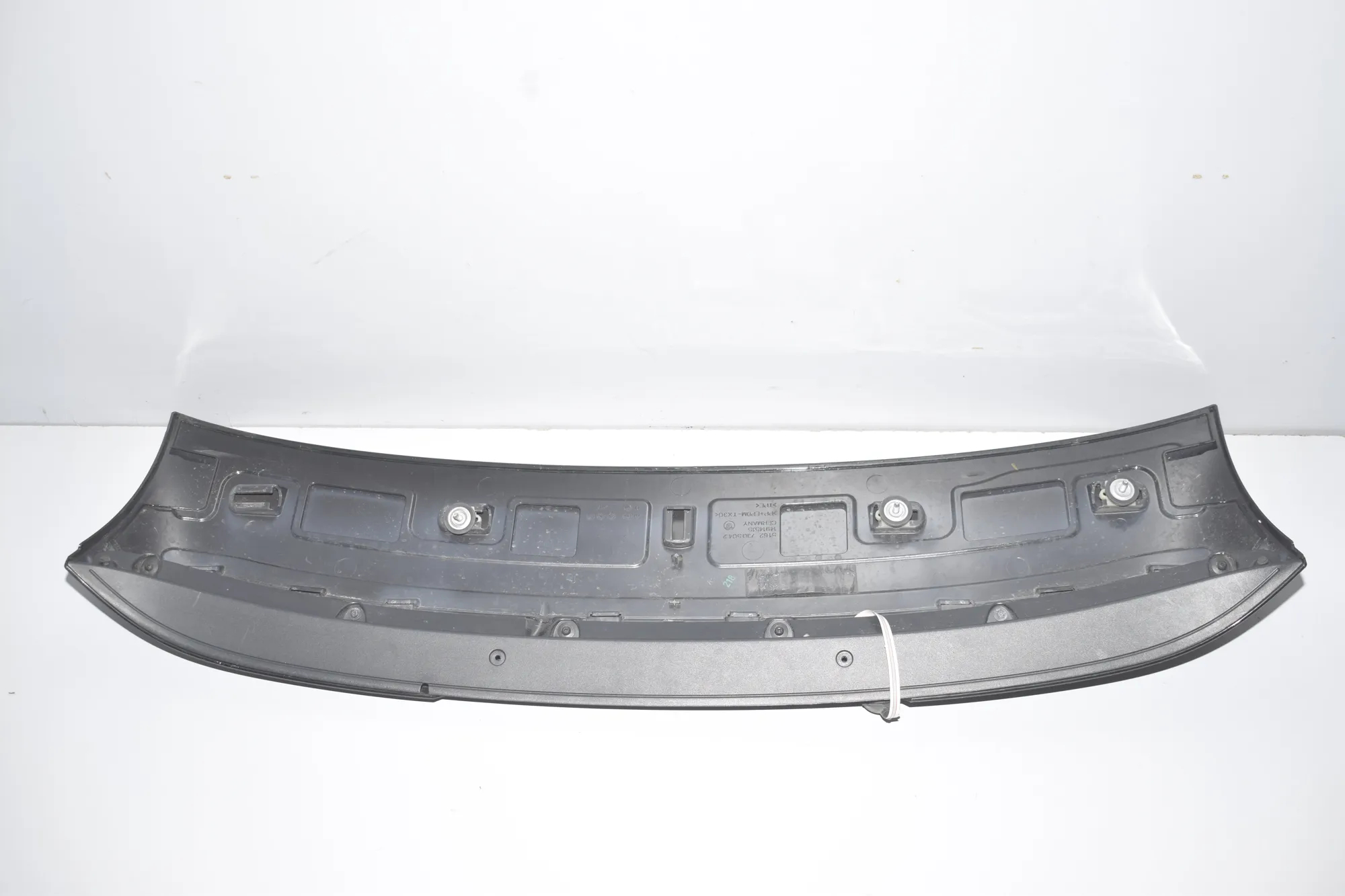 Tailgate Bootlid Spoiler – OEM 7305042 · BMW i3 (I01) Electric 2020 – 5