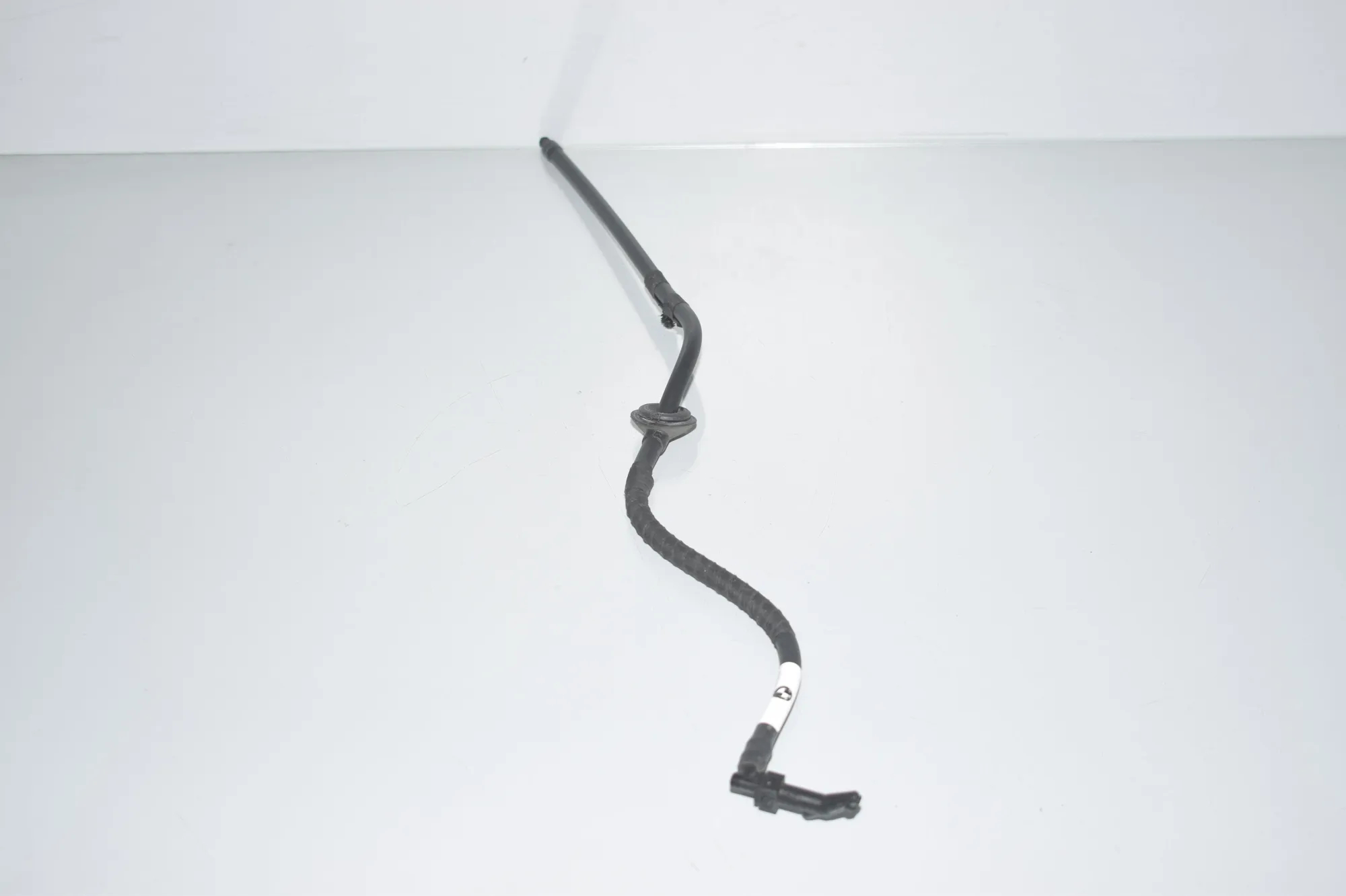 Headlight Washer Nozzle Pipe – OEM 7306469 · BMW i3 (I01) Electric 2020 – 2
