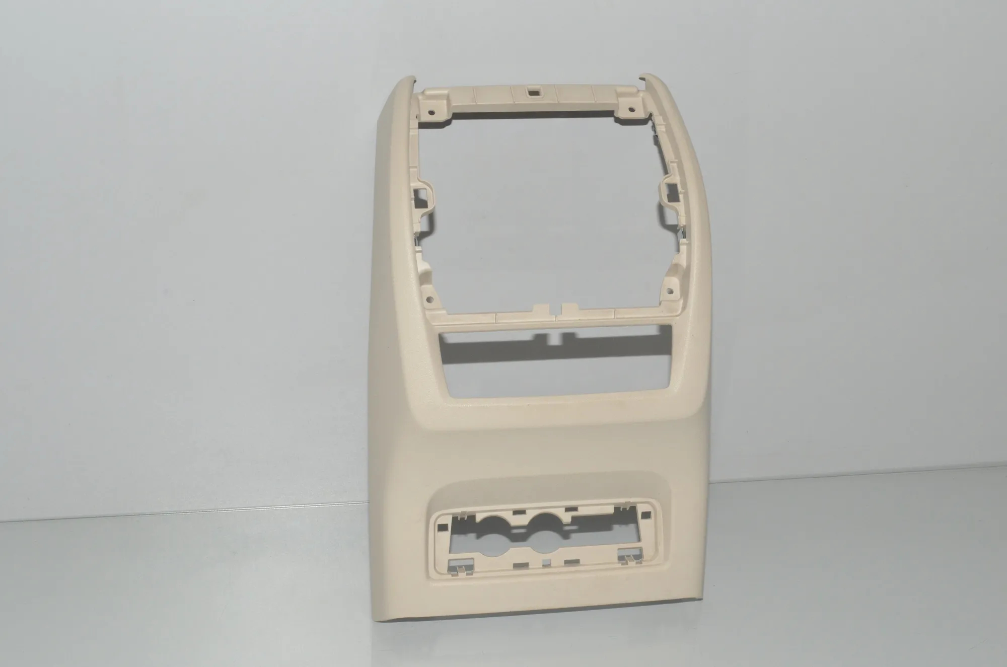 Center Console Trim – OEM 9399877 · BMW X7 (G07) (2019 - -) xDrive 30 d 2019