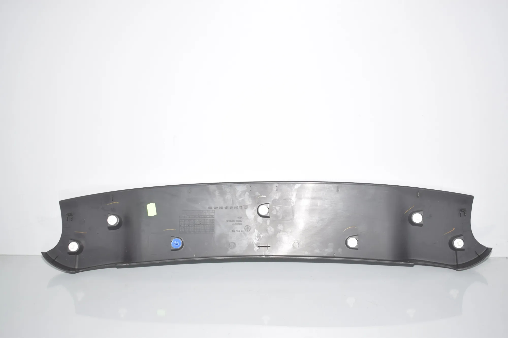 Tailgate Bootlid Trim – OEM 7315767 · BMW i3 (I01) Electric 2020 – 2