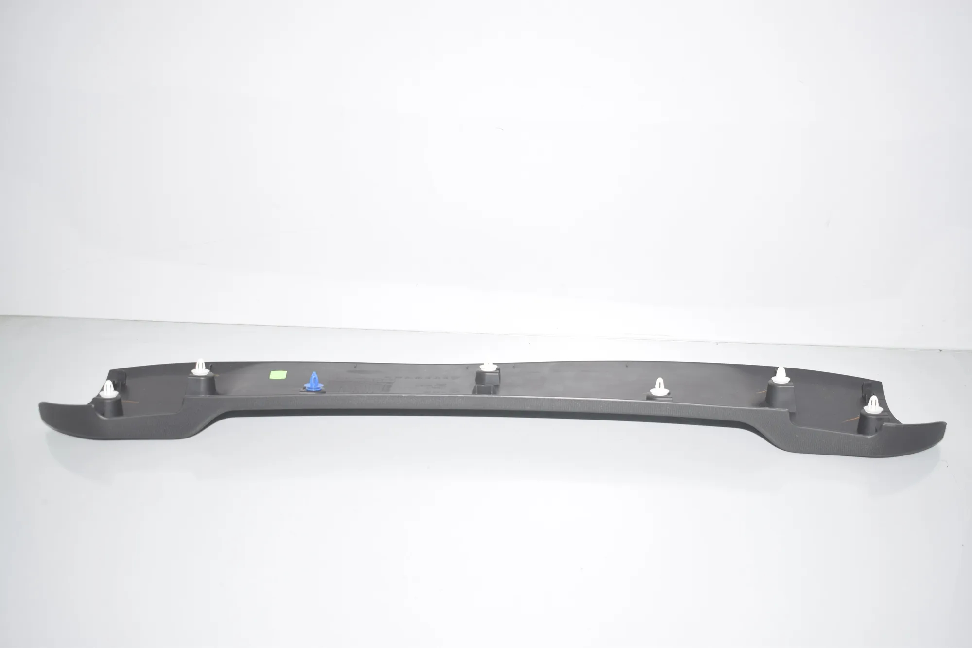Tailgate Bootlid Trim – OEM 7315767 · BMW i3 (I01) Electric 2020 – 4