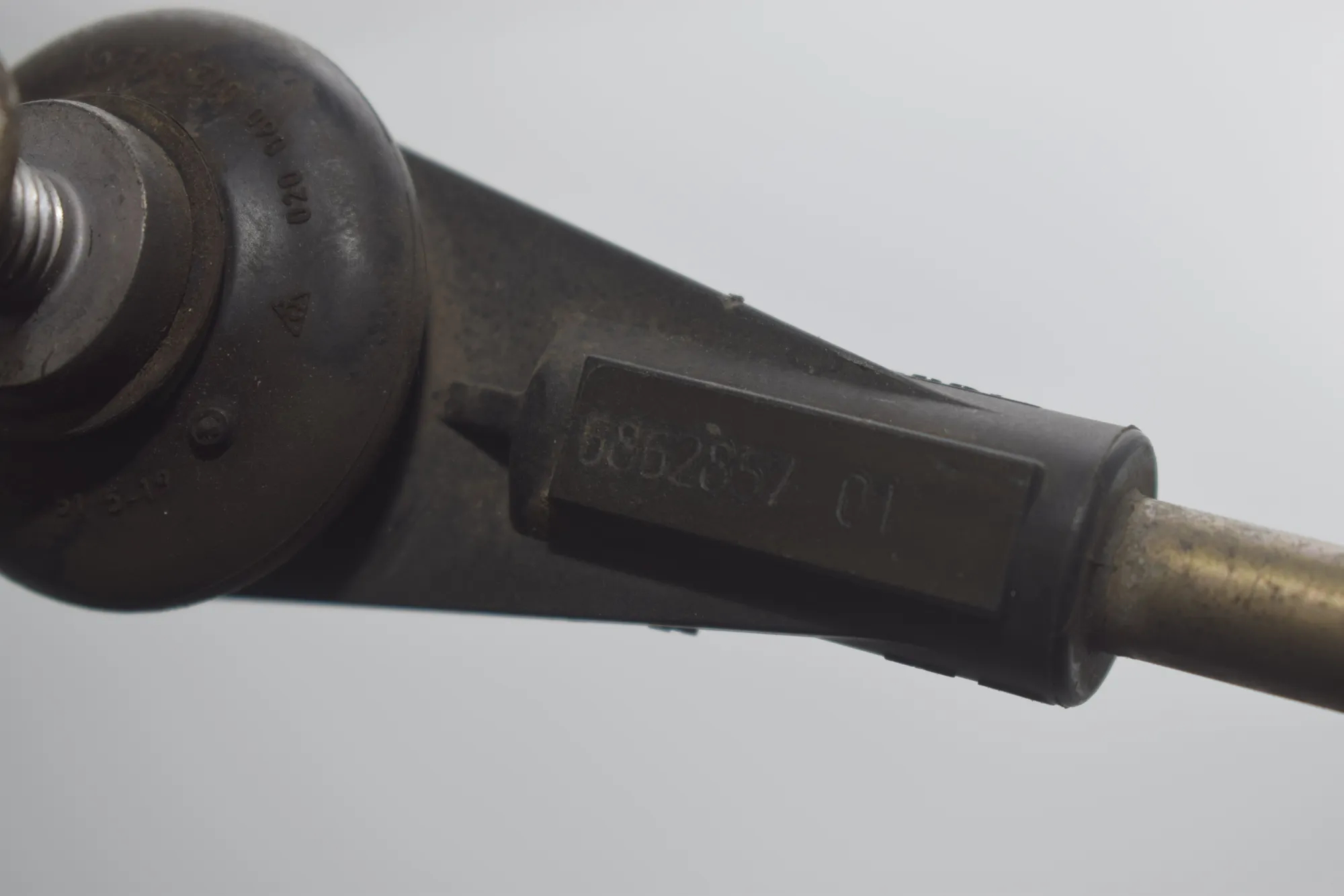 Front Left Stabilizer Link – OEM 6862857 · BMW i3 (I01) Electric 2020 – 4