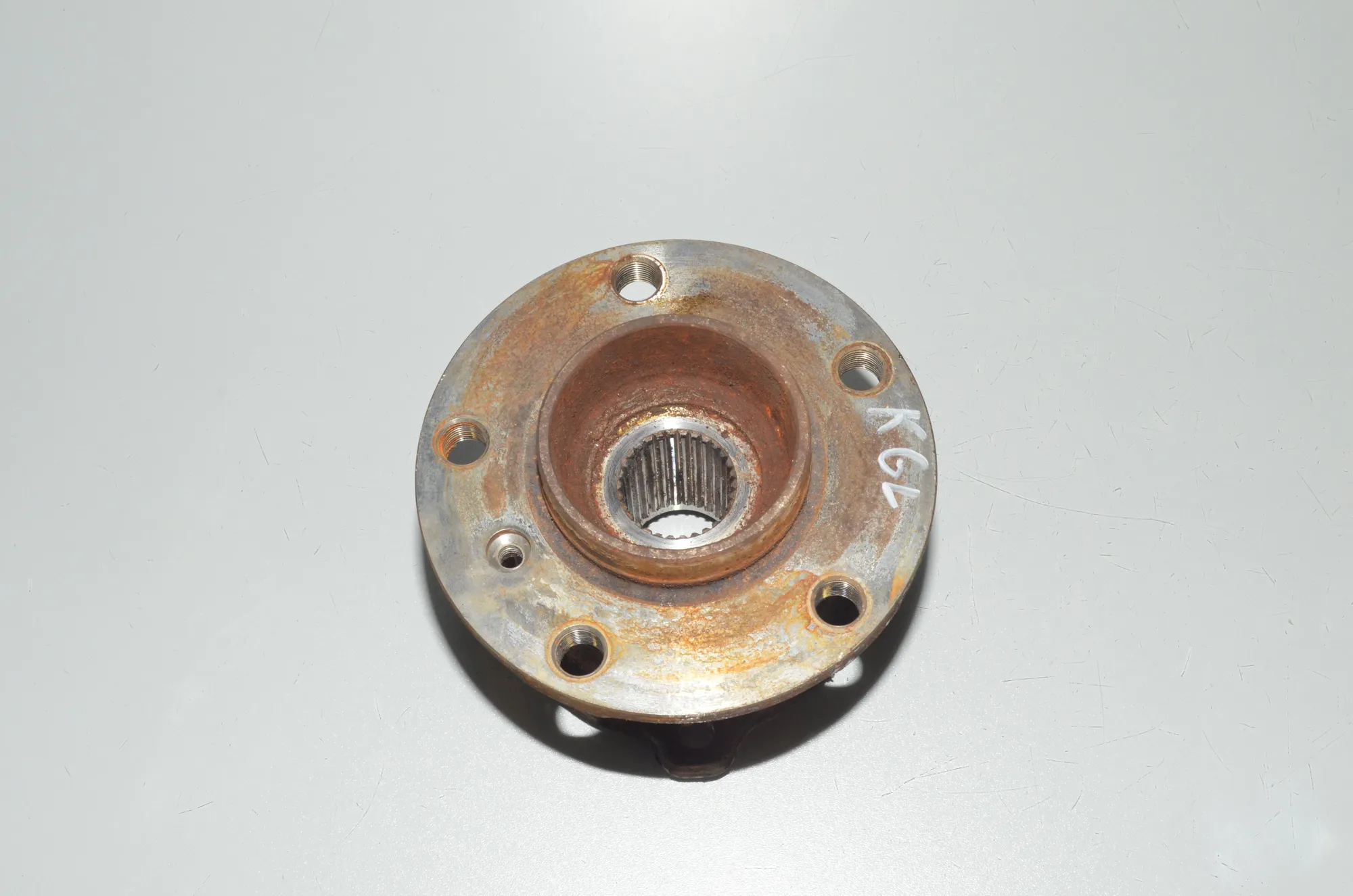 Rear Left Wheel Bearing – OEM 6867811 · BMW X6 (F16, F86) M 50 d 2016