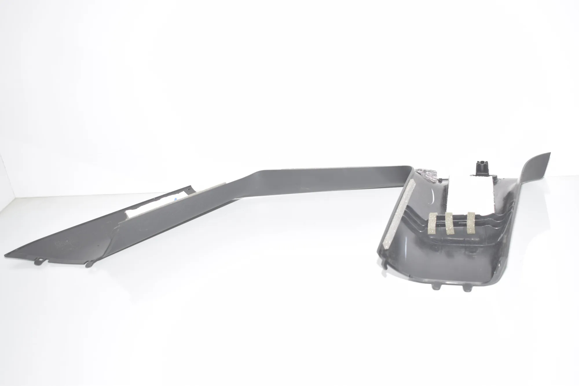 Right Side Pillar Trim – OEM 7275670 · BMW i3 (I01) Electric 2020 – 3