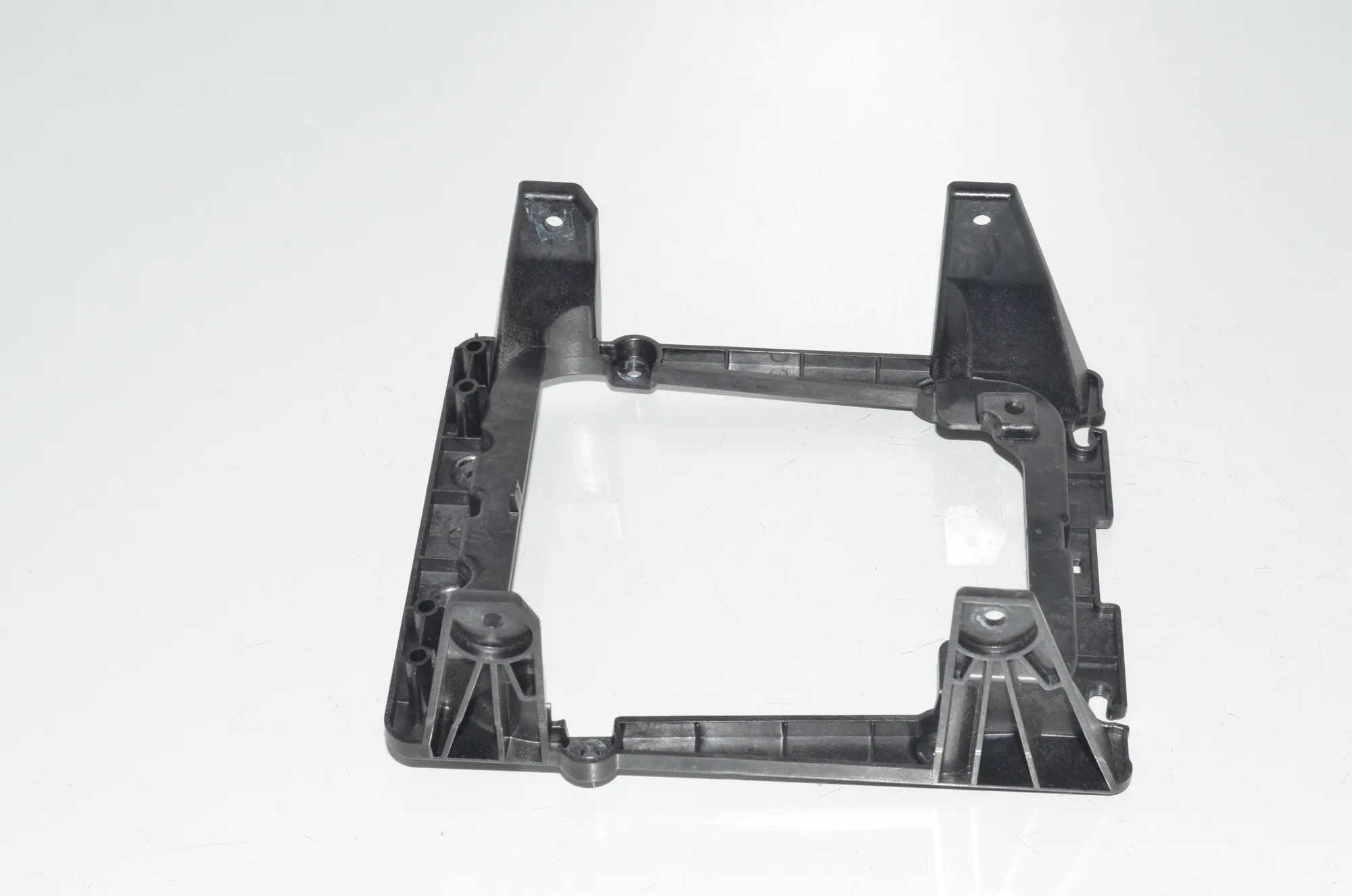 Bracket – OEM 9399769 · BMW X7 (G07) (2019 - -) xDrive 30 d 2019 – 2