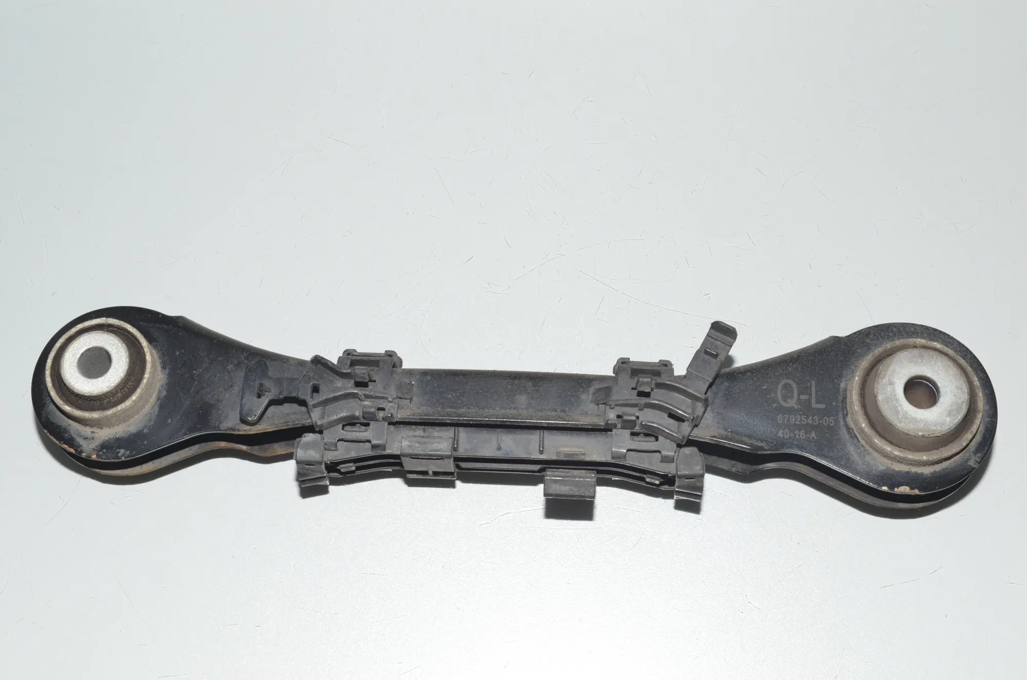 Rear Left Control Arm – OEM 6792543 · BMW 3 (F30, F80) 320 i 2017 – 3