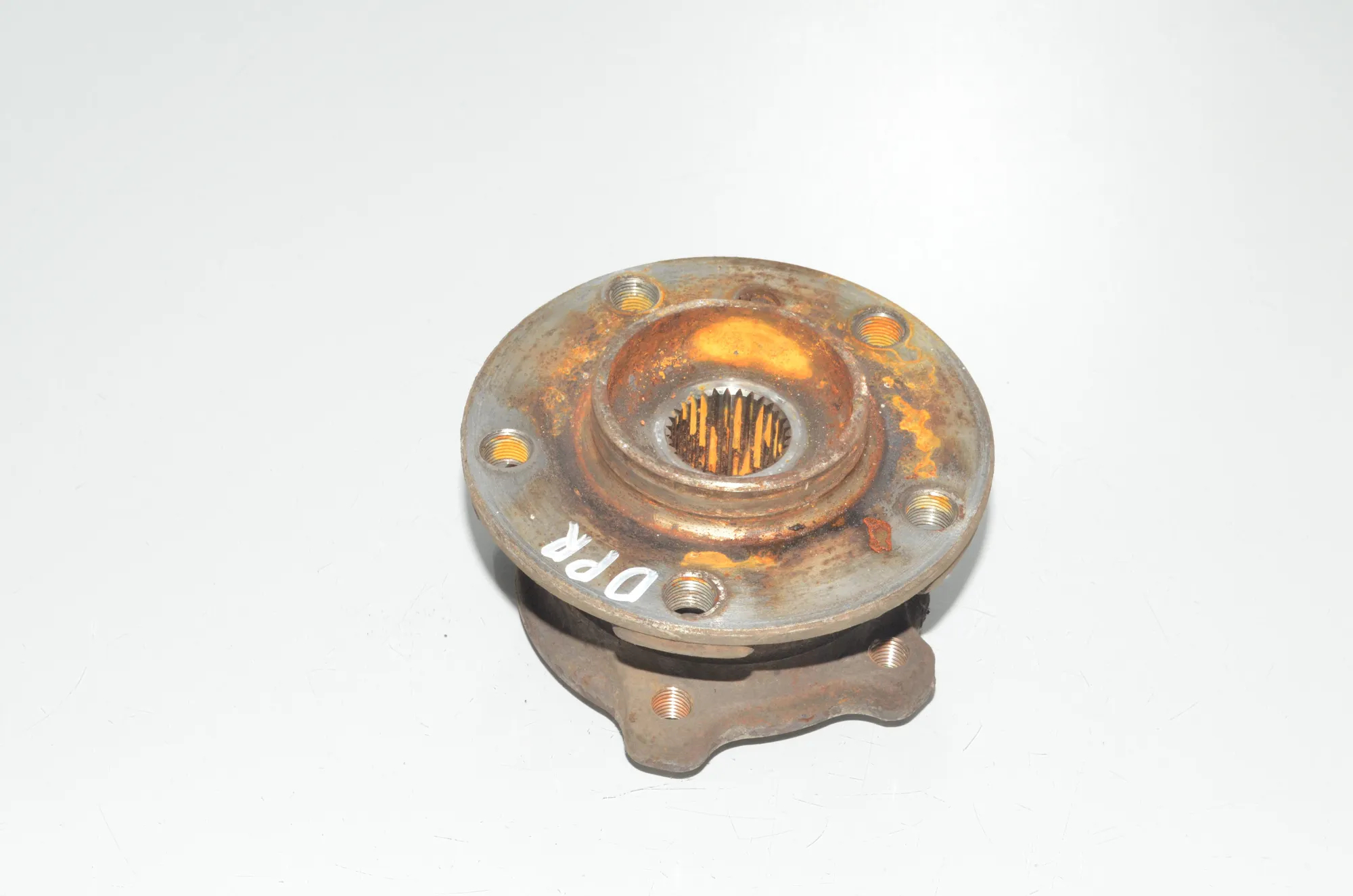 Front Right Wheel Bearing – OEM 6882263 · BMW X6 (F16, F86) M 50 d 2016