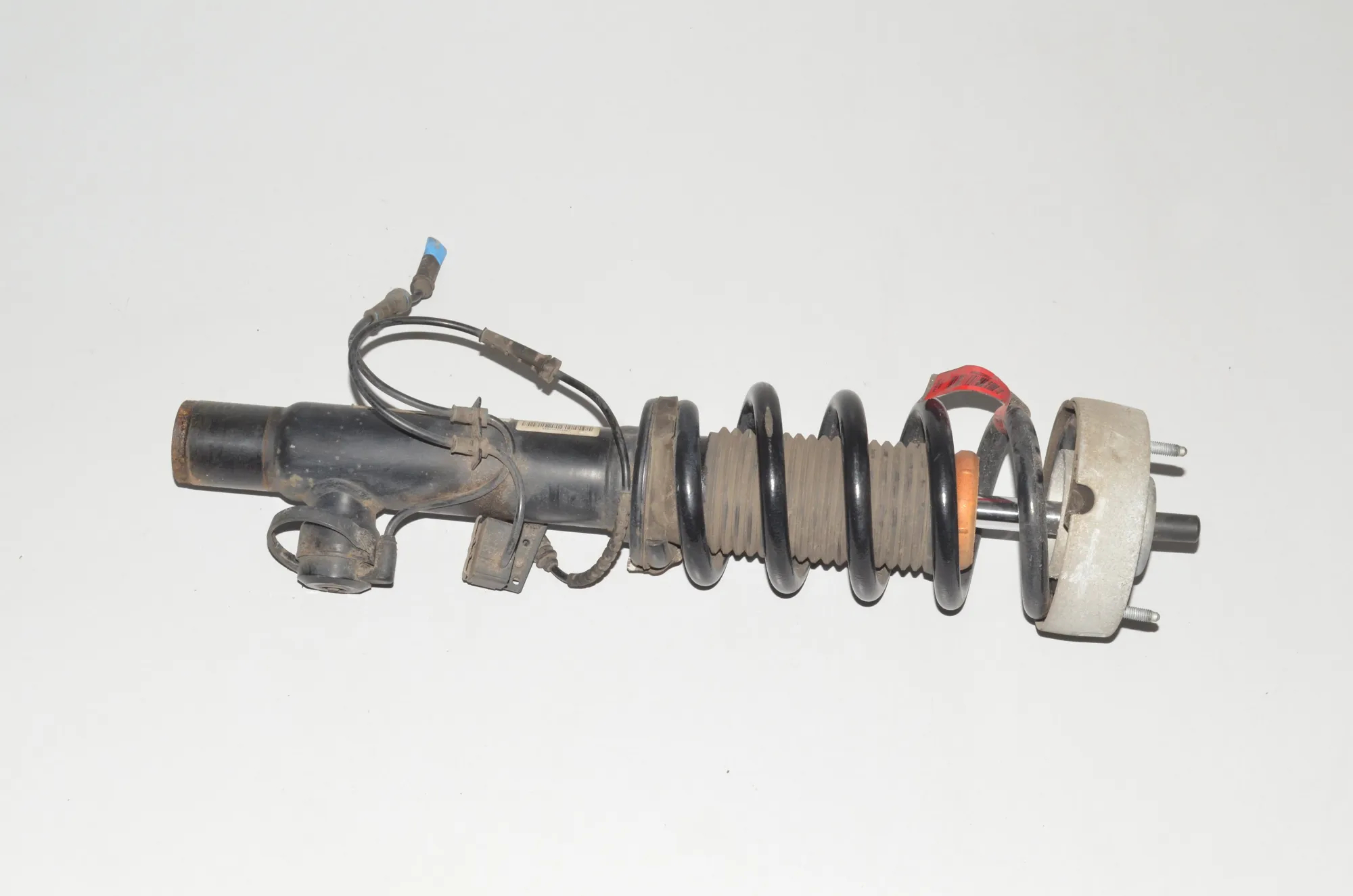 Front Left Shock Absorber – OEM 6862236 · BMW X6 (F16, F86) M 50 d 2016 – 3