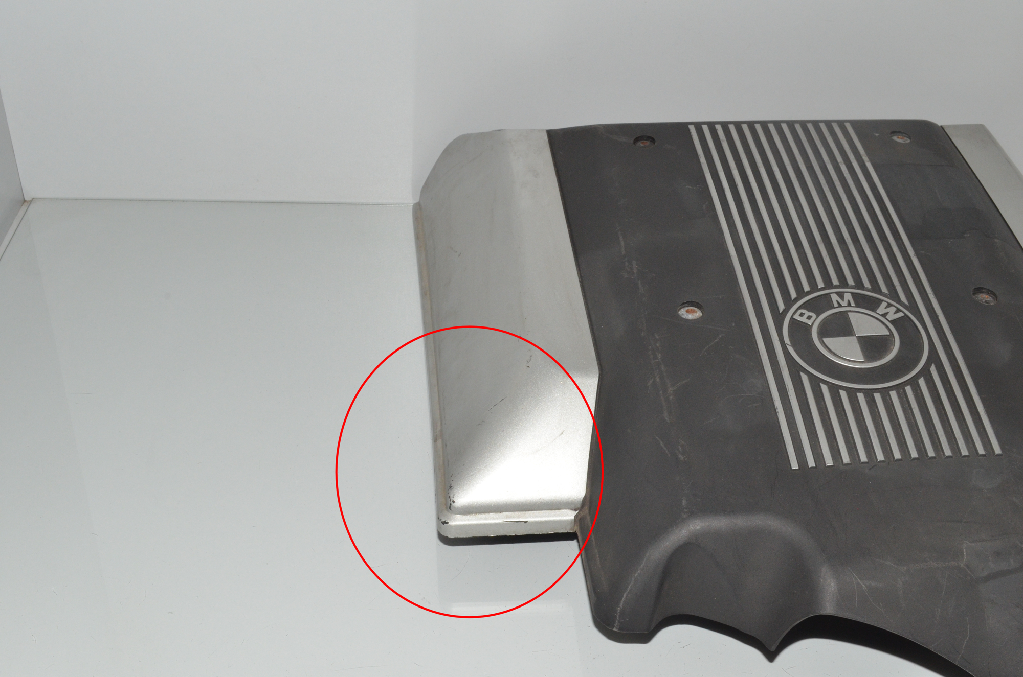 Engine Cover – OEM 7513302 · BMW X5 (E53) BMW X5 (E53) 4.6 is 2002 – 8