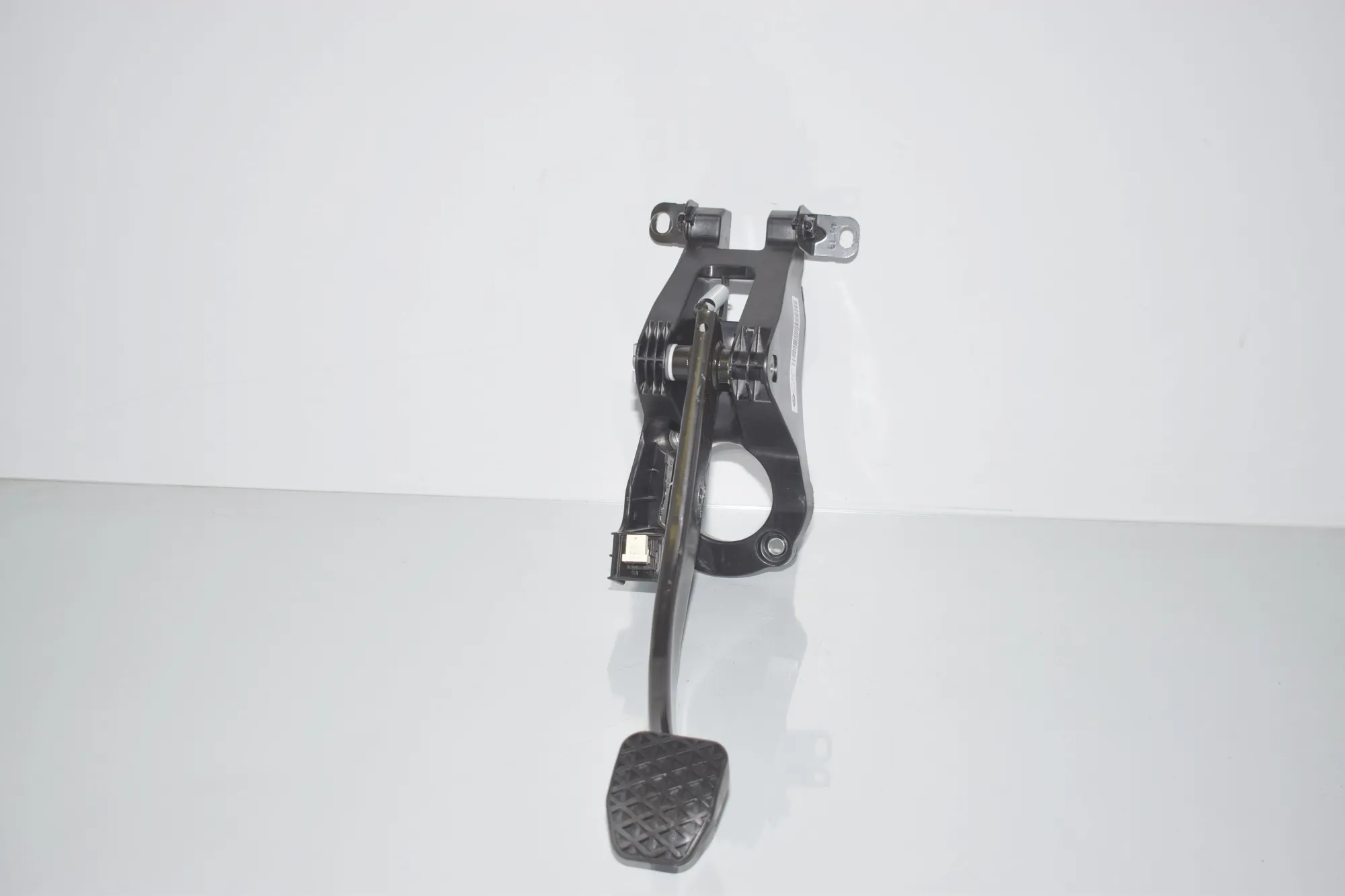 Brake Pedal – OEM 6799925 · BMW i3 (I01) Electric 2020