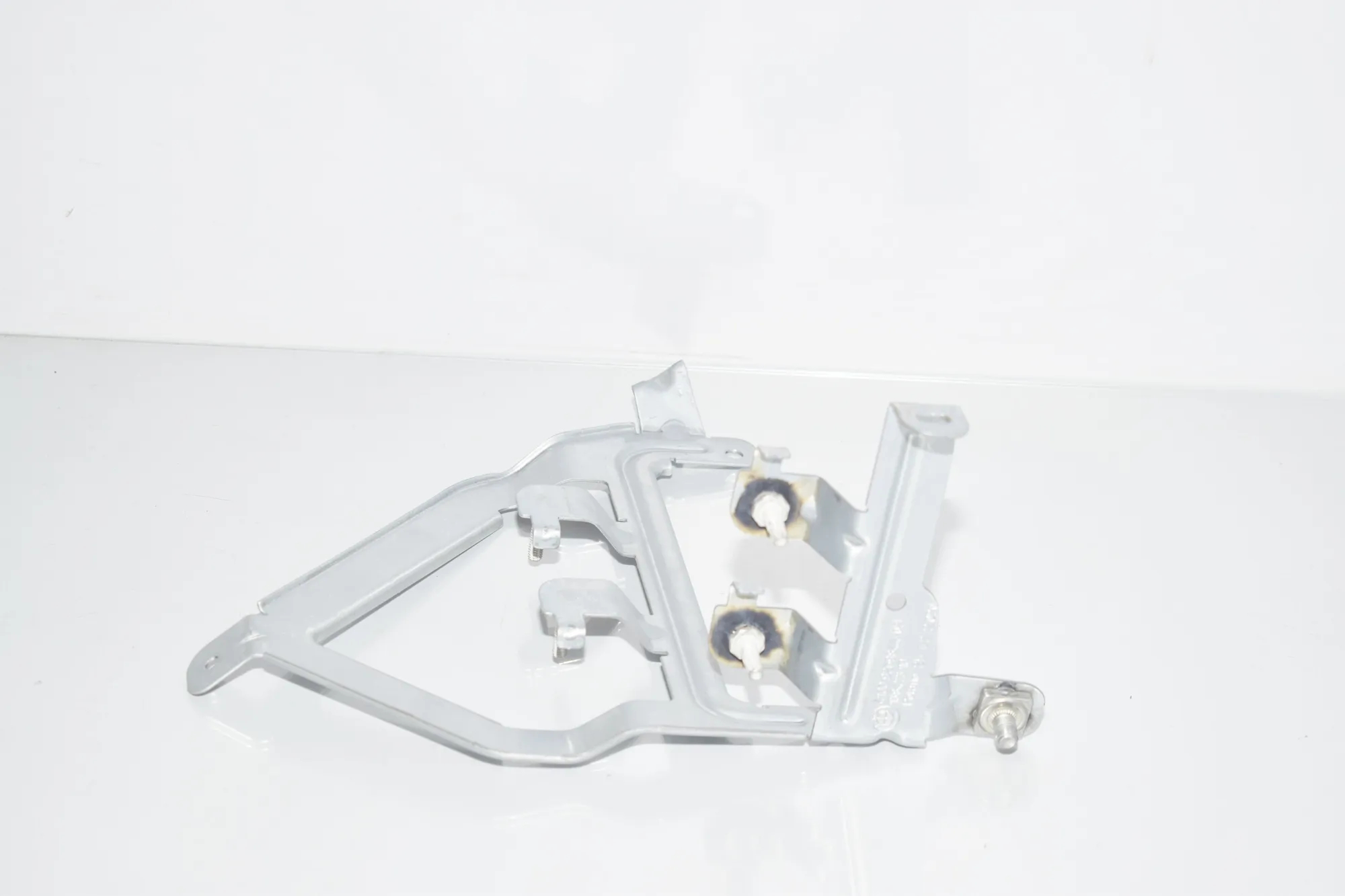 Bracket – OEM 9269844 · BMW i3 (I01) Electric 2020 – 3