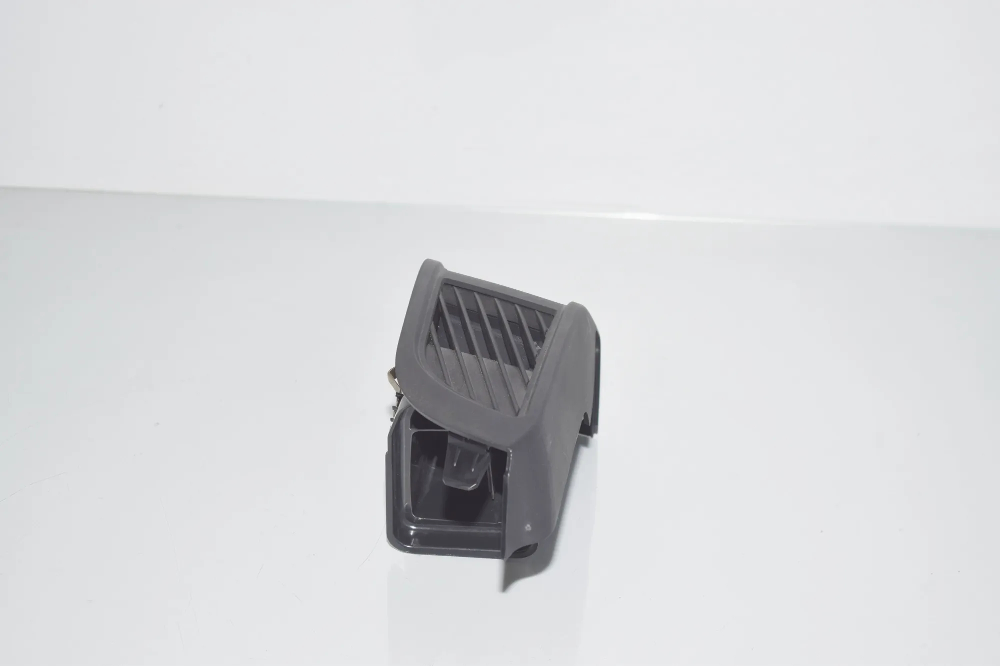 Dashboard Air Vents – OEM 9283003 · BMW i3 (I01) Electric 2020 – 3