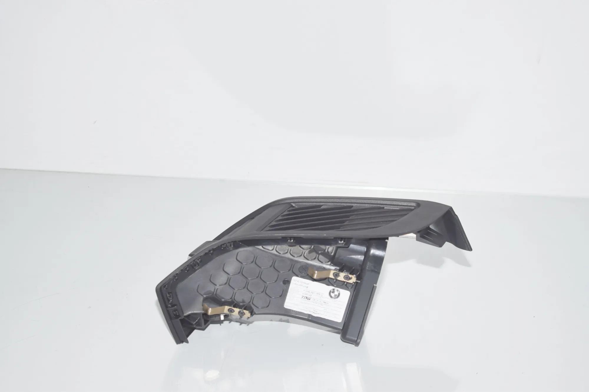 Dashboard Air Vents – OEM 9283003 · BMW i3 (I01) Electric 2020 – 2