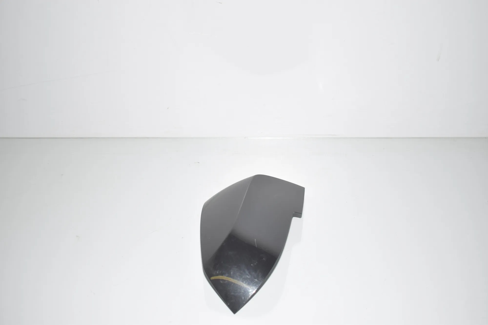 Front Right Mirror Trim – OEM 7299808 · BMW 1 (F21) BMW 1 (F21) 114 d 2021 – 2