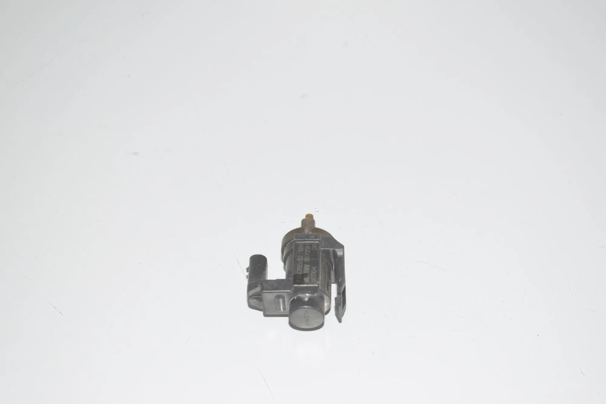 Solenoid Valve – OEM 8570591 · BMW X7 (G07) (2019 - -) xDrive 30 d 2019 – 2