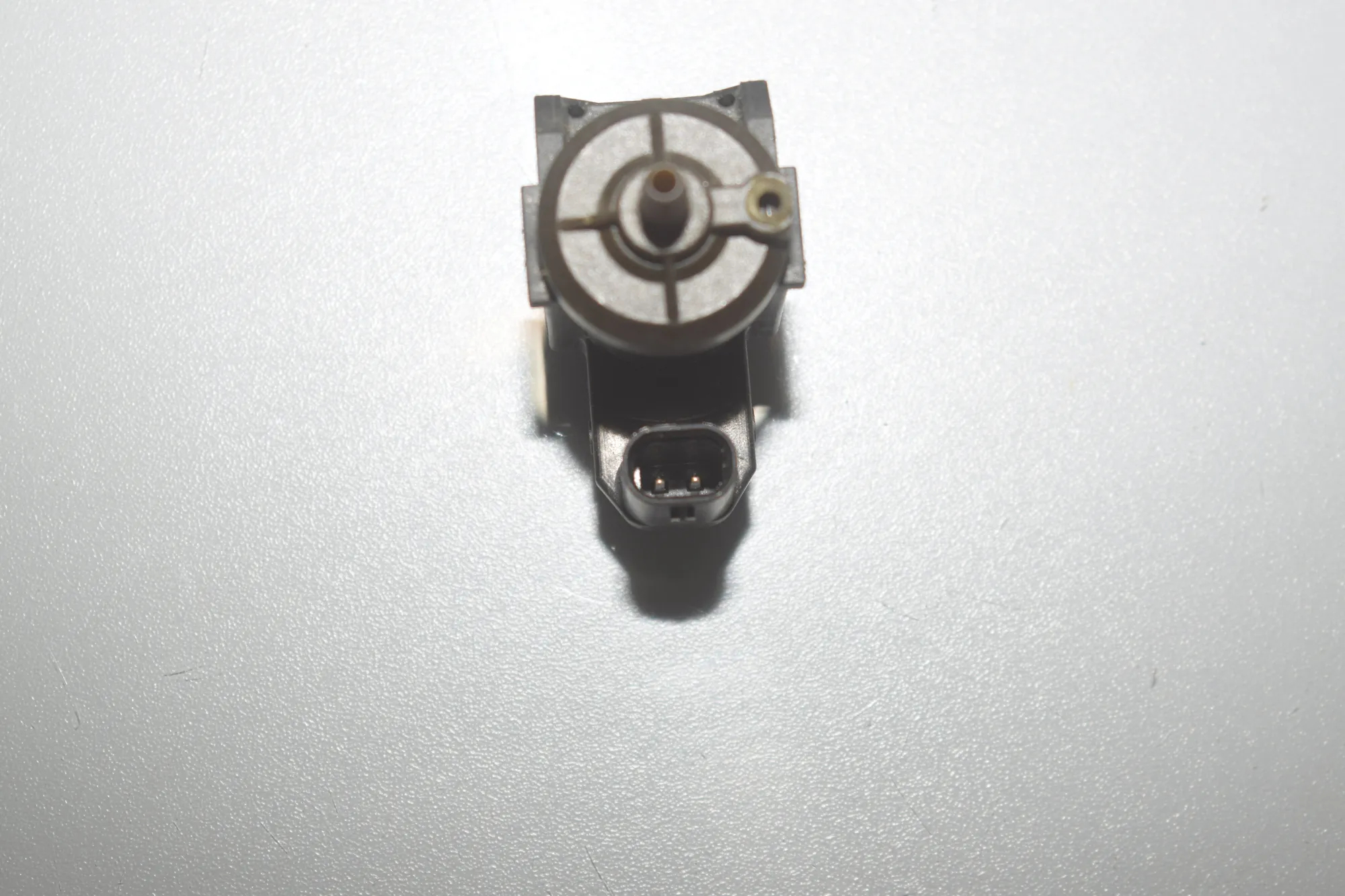 Solenoid Valve – OEM 8570591 · BMW X7 (G07) (2019 - -) xDrive 30 d 2019 – 3
