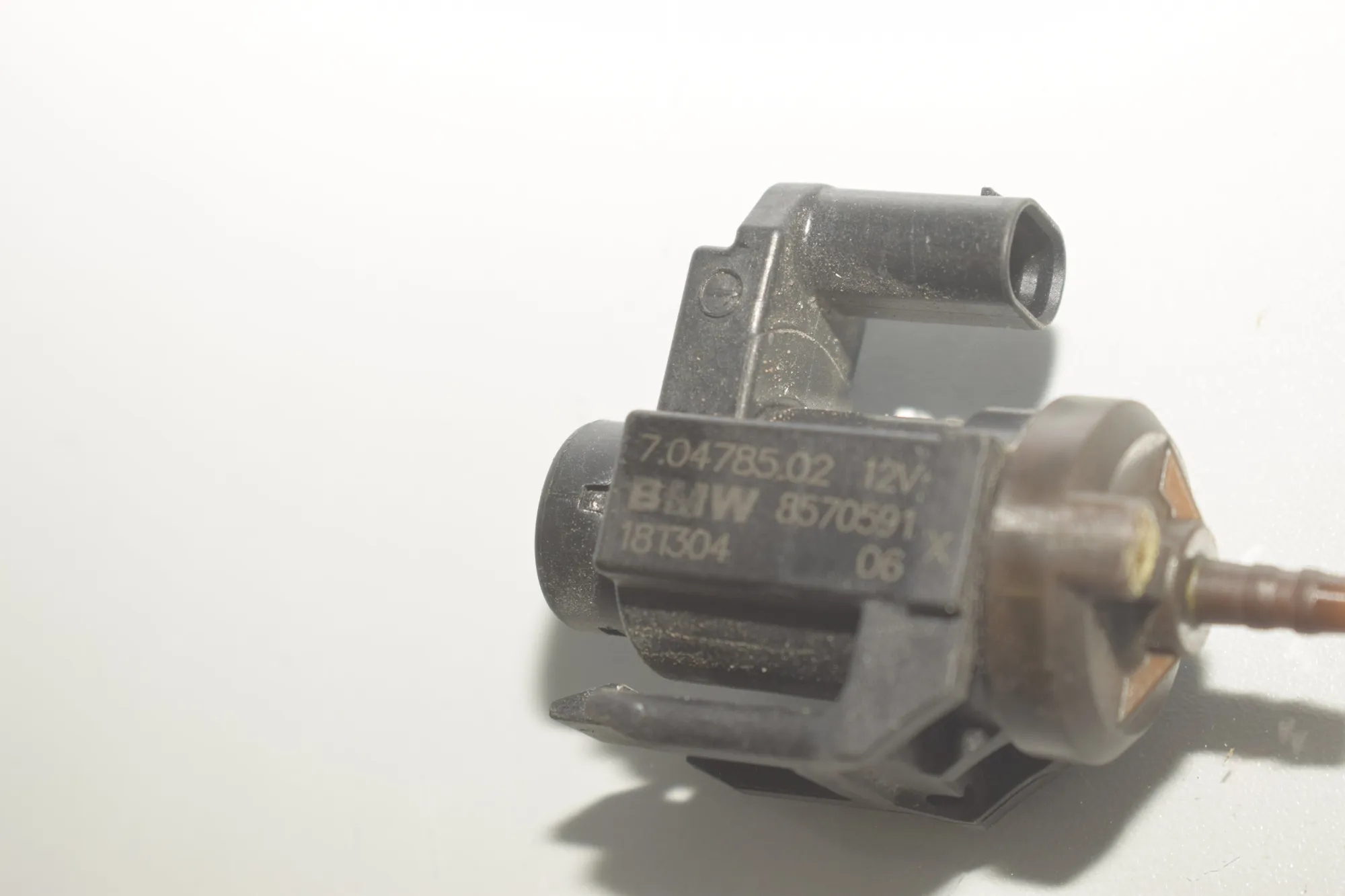 Solenoid Valve – OEM 8570591 · BMW X7 (G07) (2019 - -) xDrive 30 d 2019 – 4