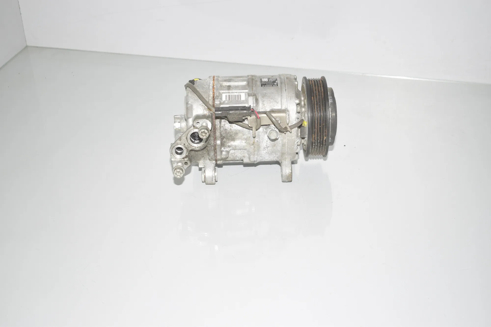 Air Condition A/C Pump – OEM 6926545 · BMW X7 (G07) (2019 - -) xDrive 30 d 2019 – 3