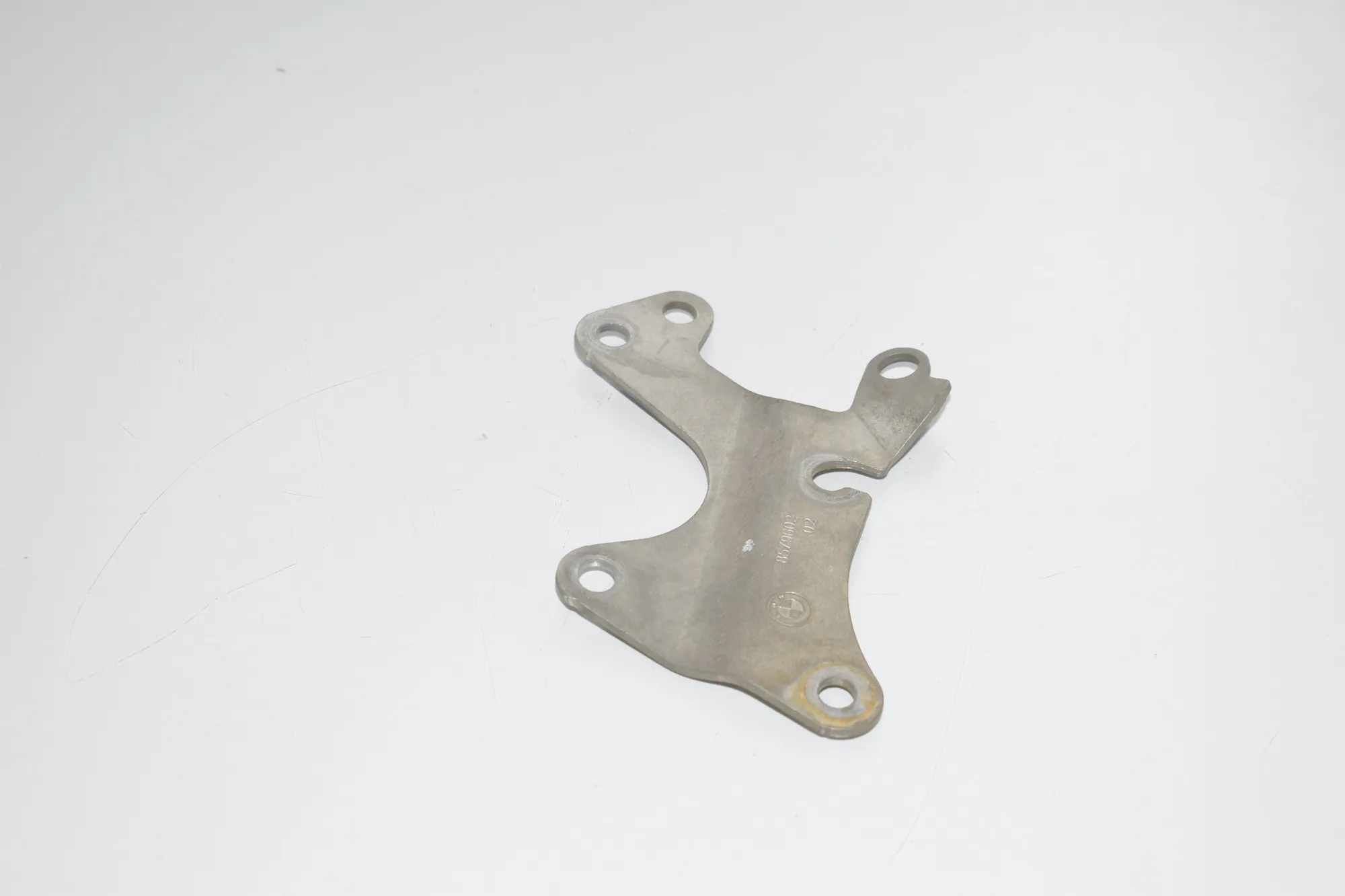 Bracket – OEM 8579602 · BMW X7 (G07) (2019 - -) xDrive 30 d 2019 – 3