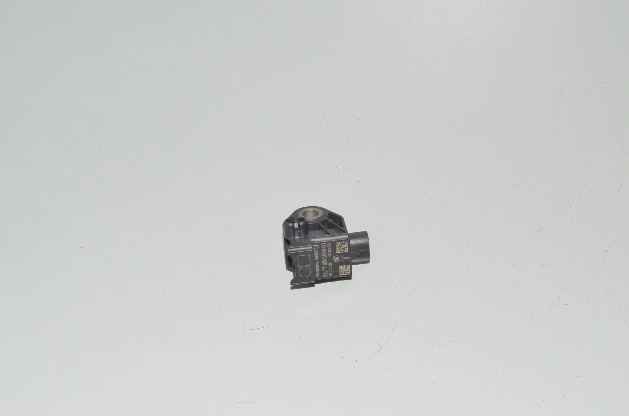 Left Side Impact Sensor – OEM 9341546 · BMW X7 (G07) (2019 - -) xDrive 30 d 2019 – 2
