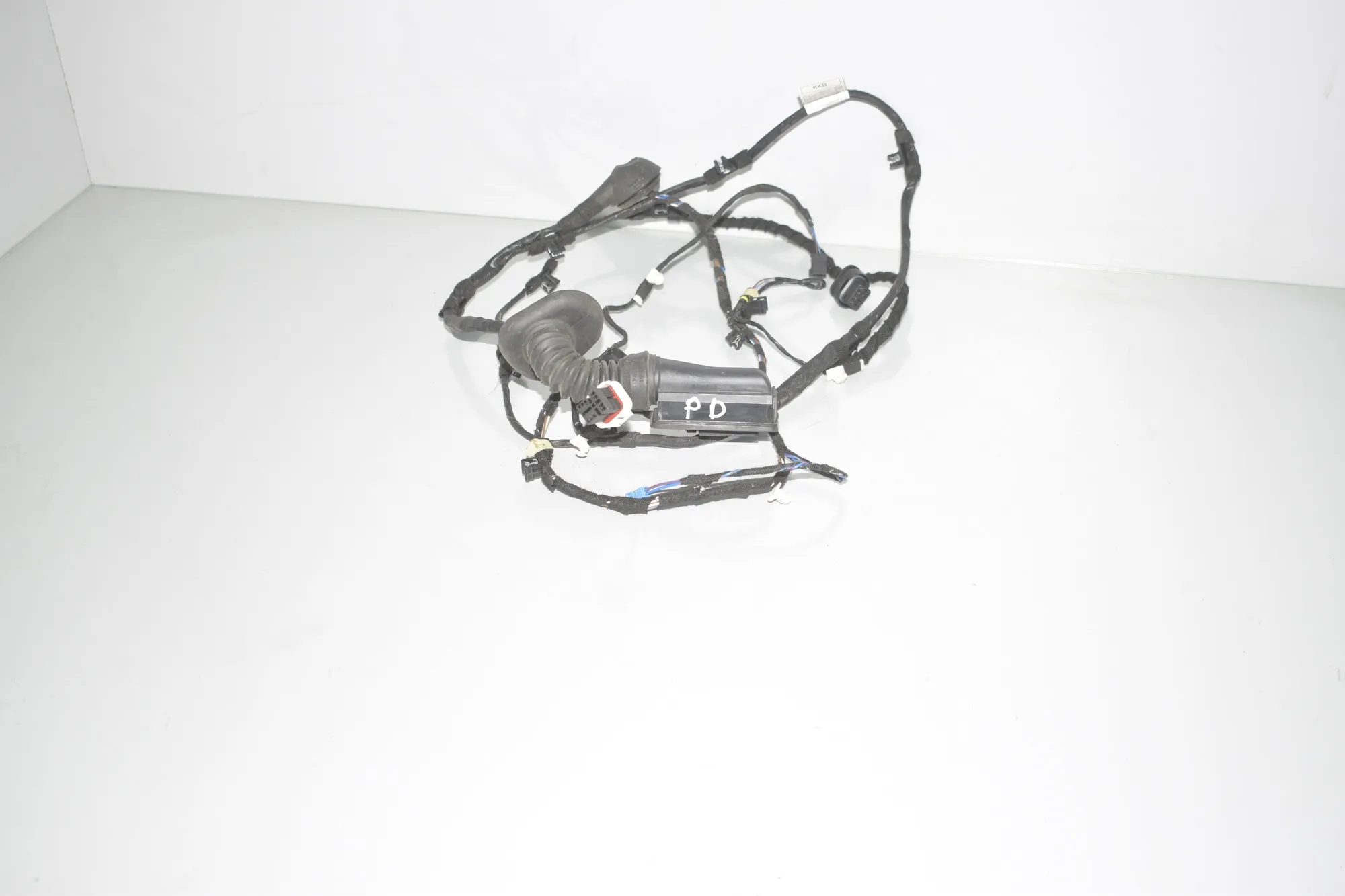 Front Right Door Wiring – OEM 8806968 · BMW i3 (I01) Electric 2021