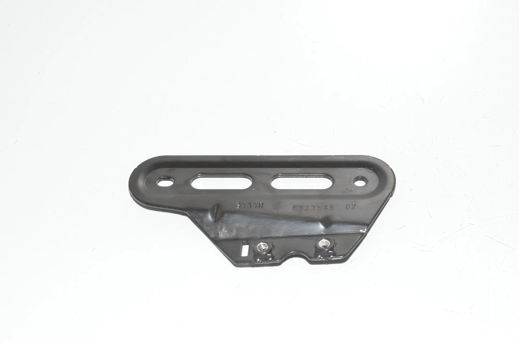 Bracket – OEM 6823548 · BMW X7 (G07) (2019 - -) xDrive 30 d 2019