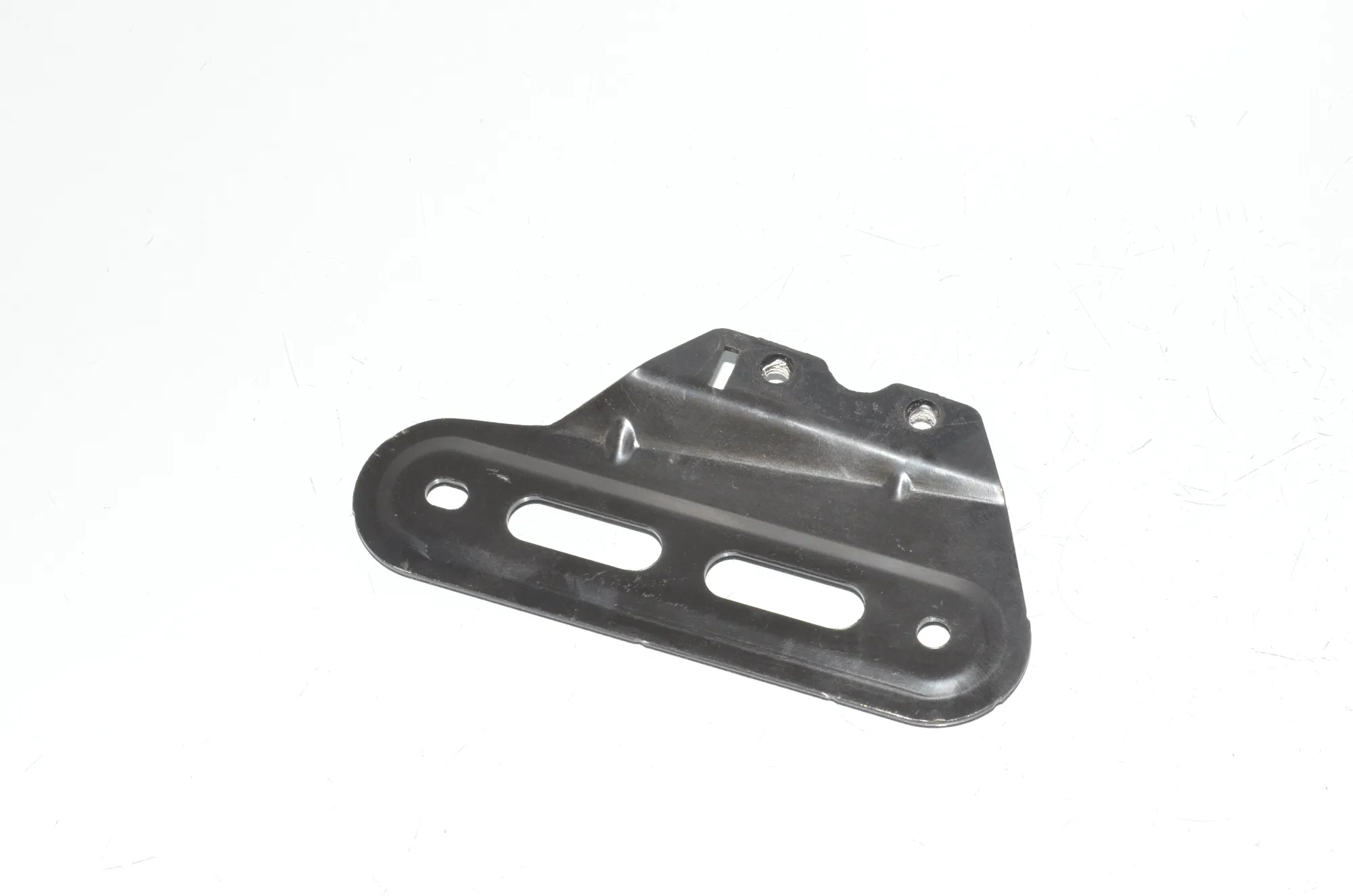 Bracket – OEM 6823548 · BMW X7 (G07) (2019 - -) xDrive 30 d 2019 – 4