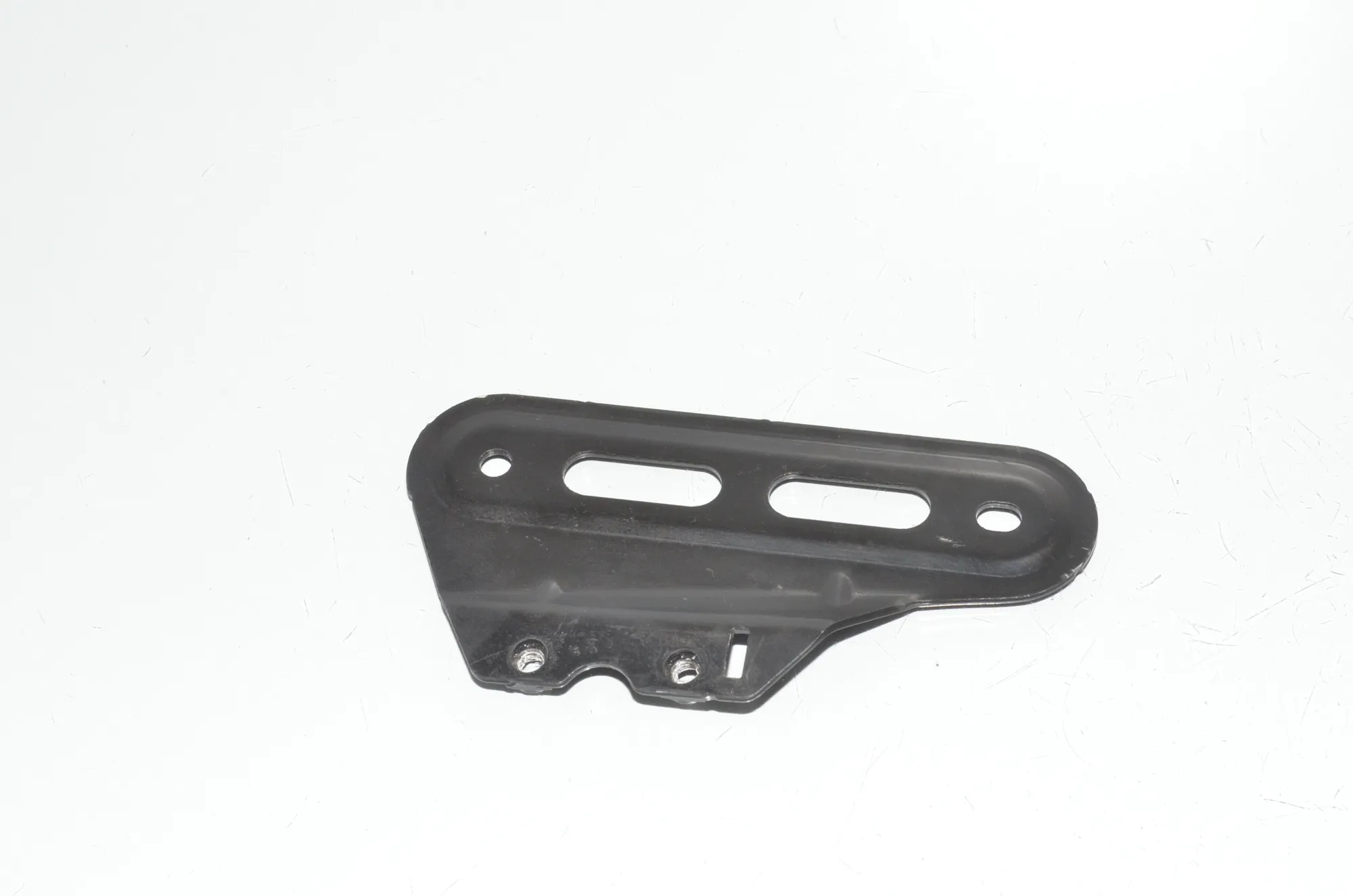 Bracket – OEM 6823548 · BMW X7 (G07) (2019 - -) xDrive 30 d 2019 – 3