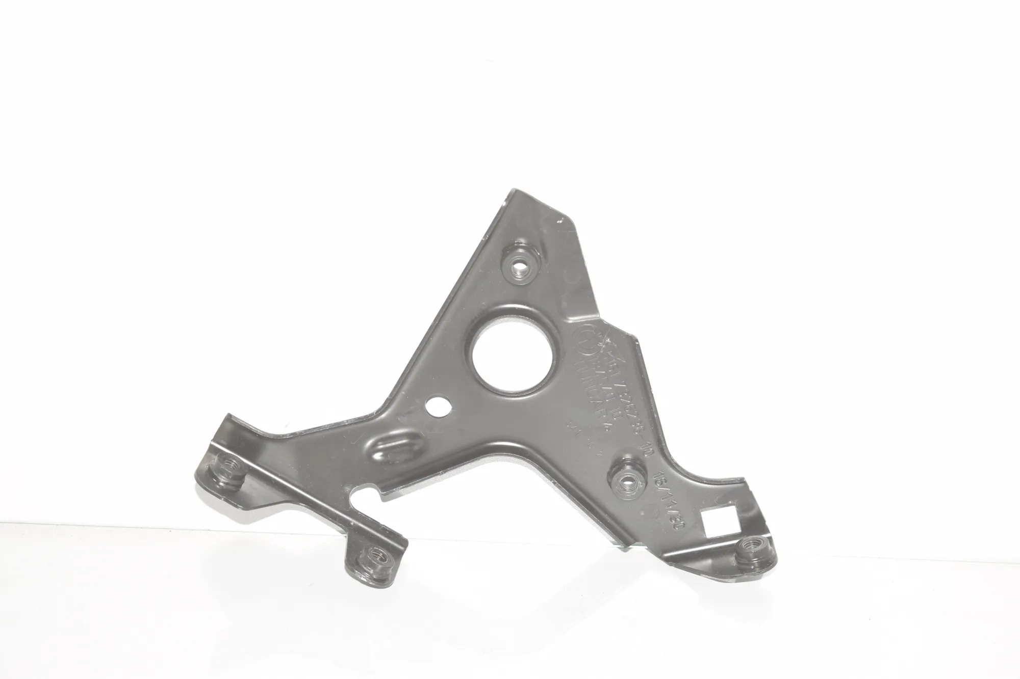 Bracket – OEM 7326236 · BMW 3 (F30, F80) 320 i 2017 – 4