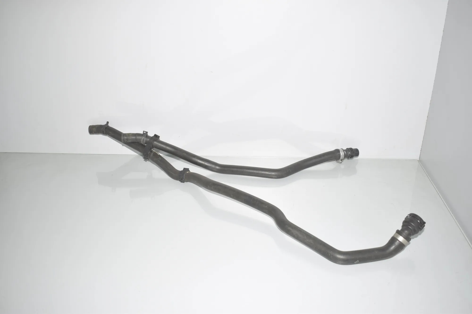 Coolant Hose Pipe – OEM 9208169 · BMW 3 (F30, F80) 320 i 2017 – 3