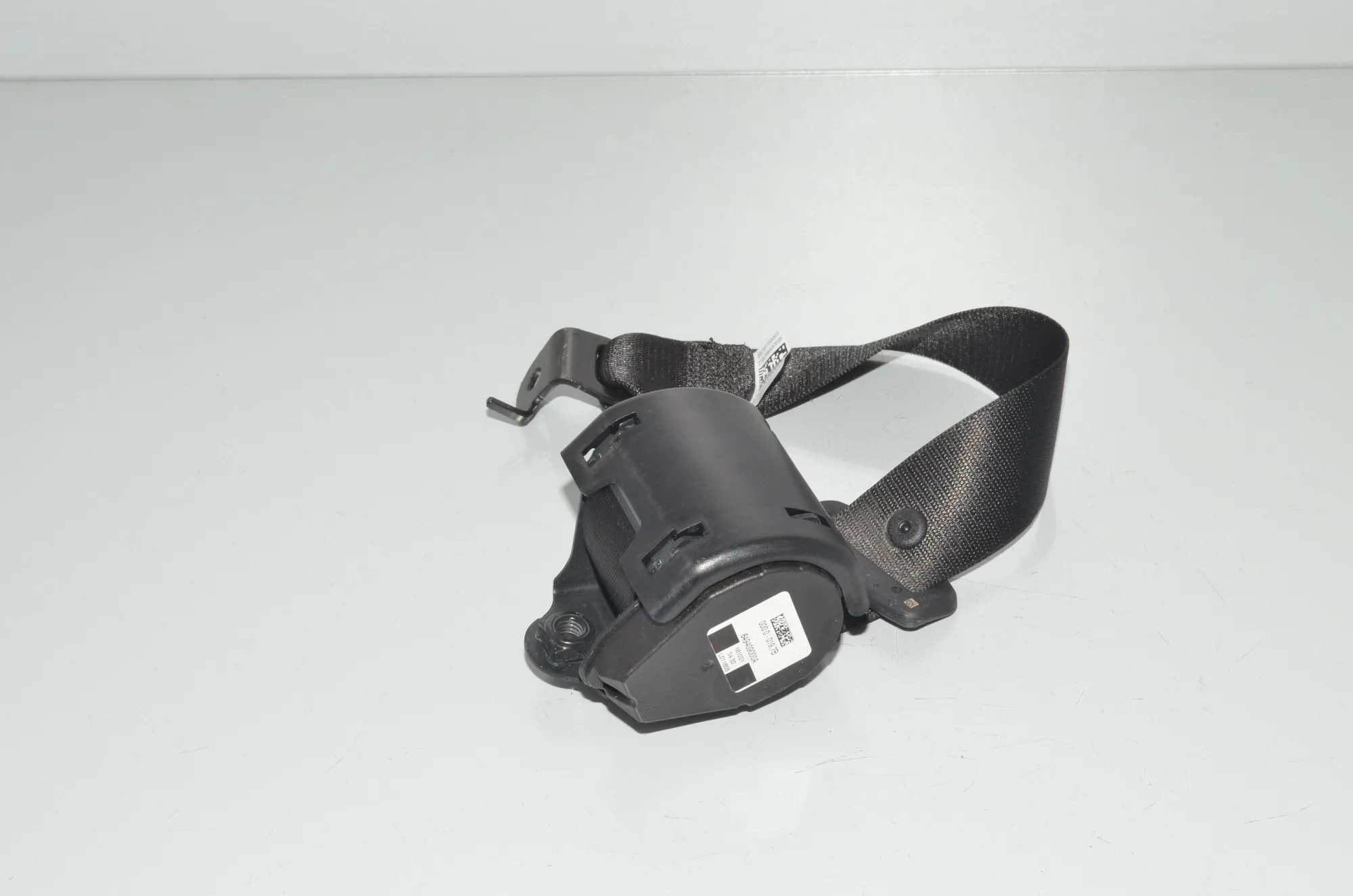 Rear Middle Seatbelt – OEM 7911590 · BMW iX (I20) BMW iX (I20) xDrive50 2022 – 4