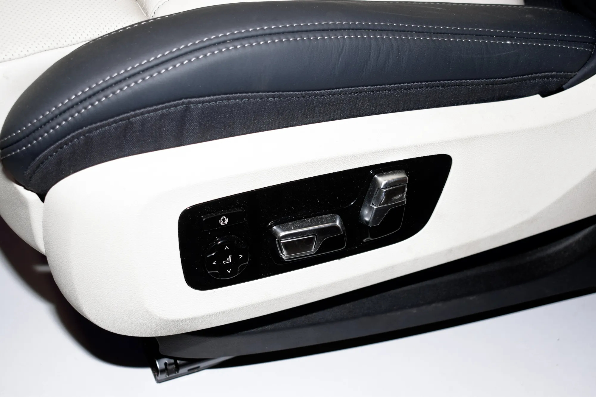 Seat set – OEM 0456 · BMW X7 (G07) (2019 - -) xDrive 30 d 2019 – 22