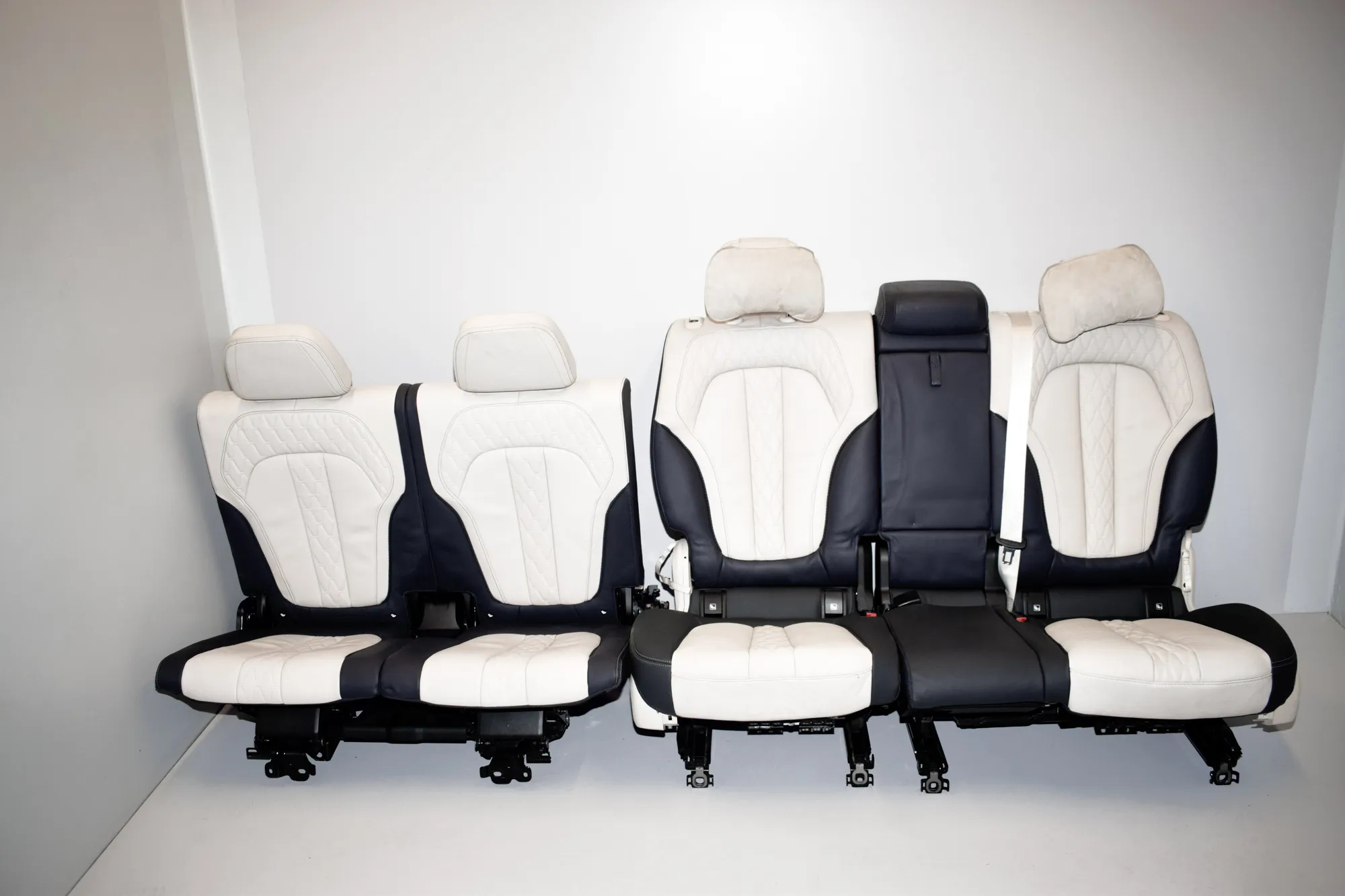 Seat set – OEM 0456 · BMW X7 (G07) (2019 - -) xDrive 30 d 2019 – 4