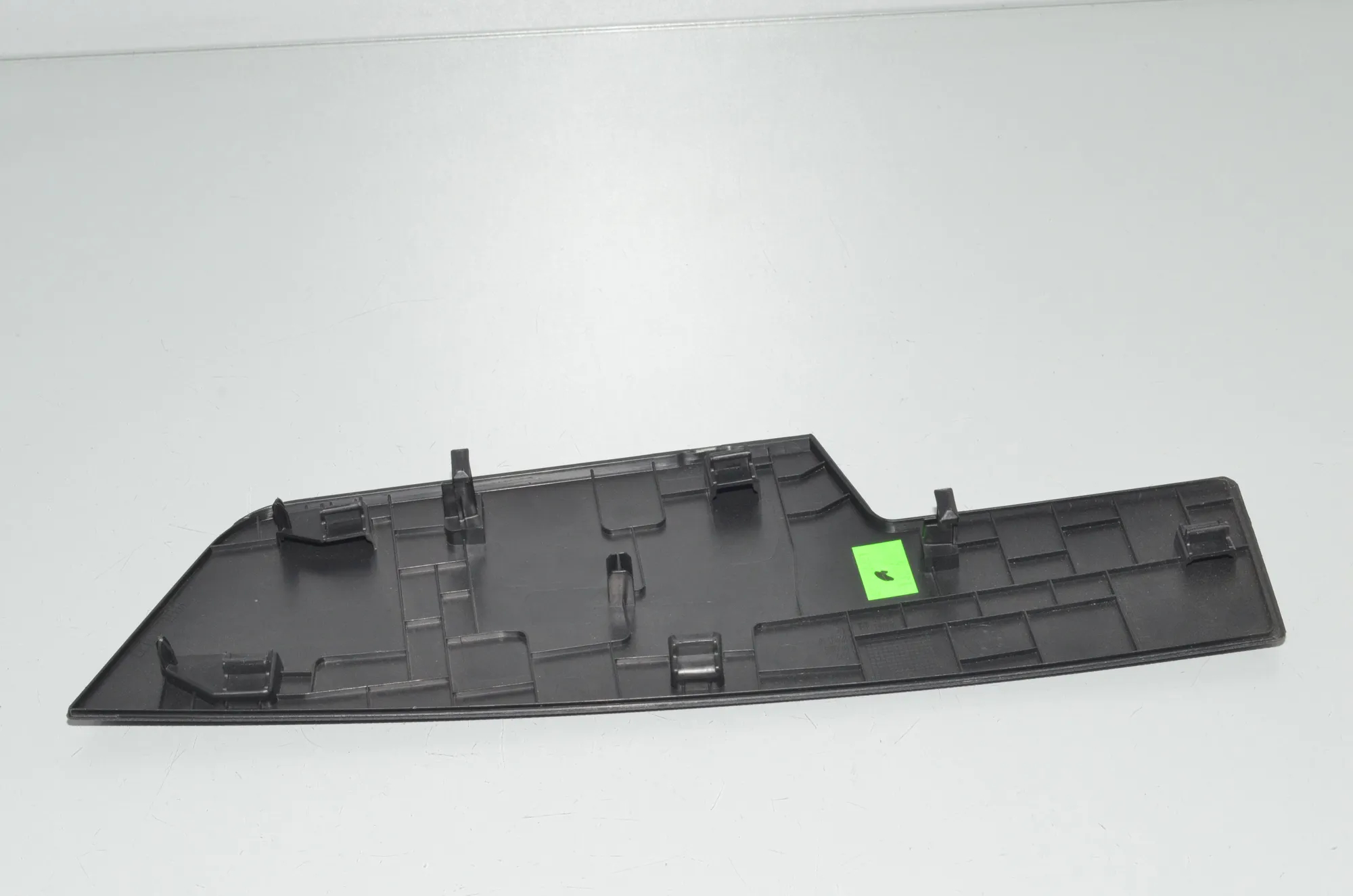 Rear Right Door Panel Trim – OEM 9496018 · BMW iX (I20) BMW iX (I20) xDrive50 2022 – 3