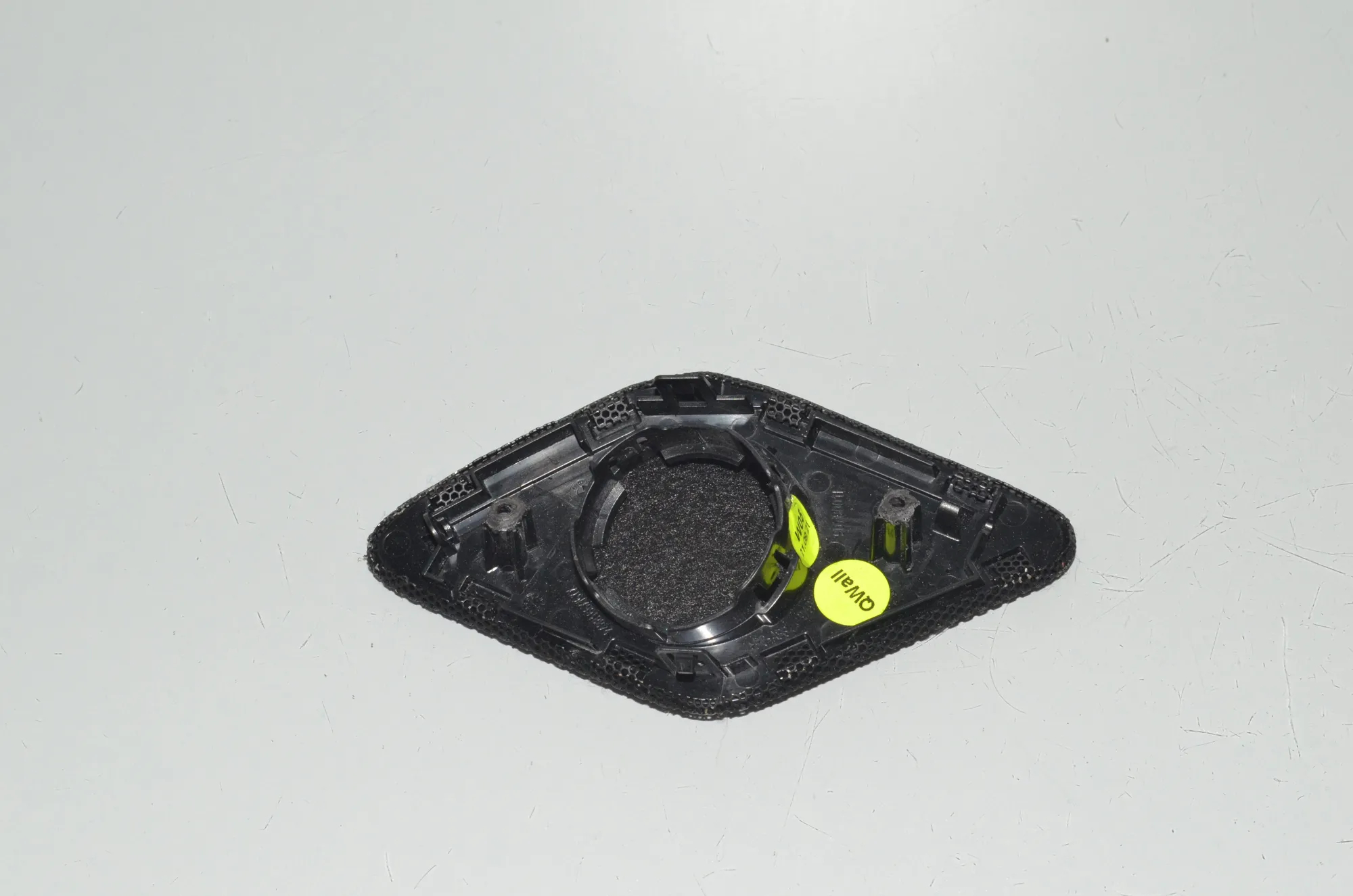 Loudspeaker Cover – OEM 9495991 · BMW iX (I20) BMW iX (I20) xDrive50 2022 – 4