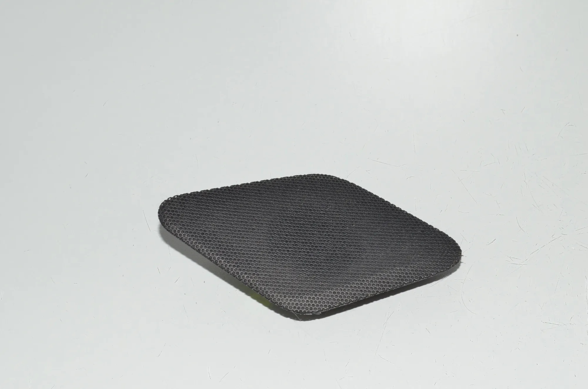 Loudspeaker Cover – OEM 9495991 · BMW iX (I20) BMW iX (I20) xDrive50 2022 – 2
