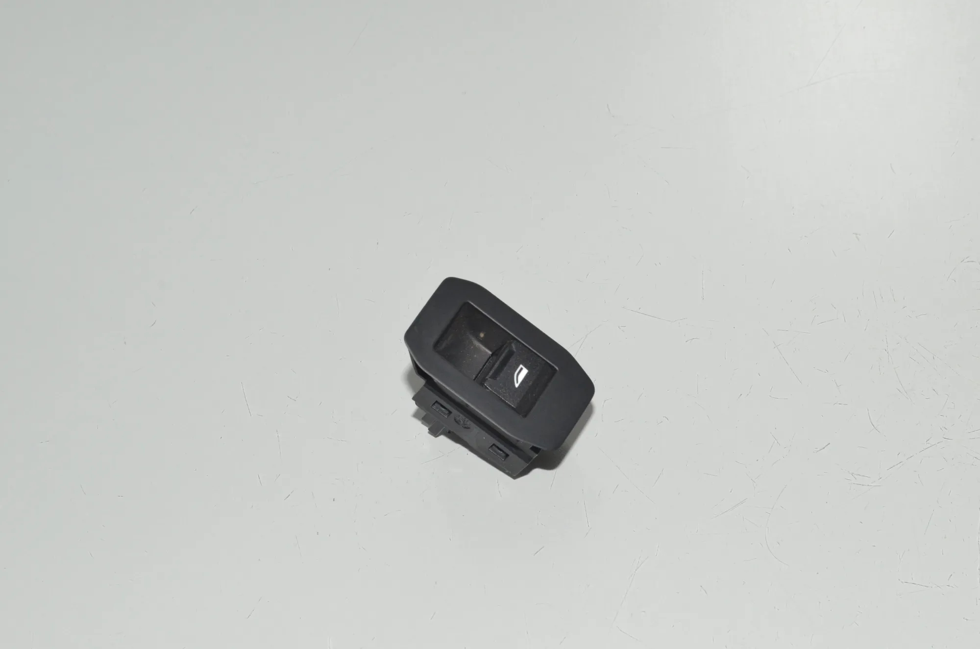 Front Right Door Window Switch – OEM 5A2BCB5 · BMW iX (I20) BMW iX (I20) xDrive50 2022