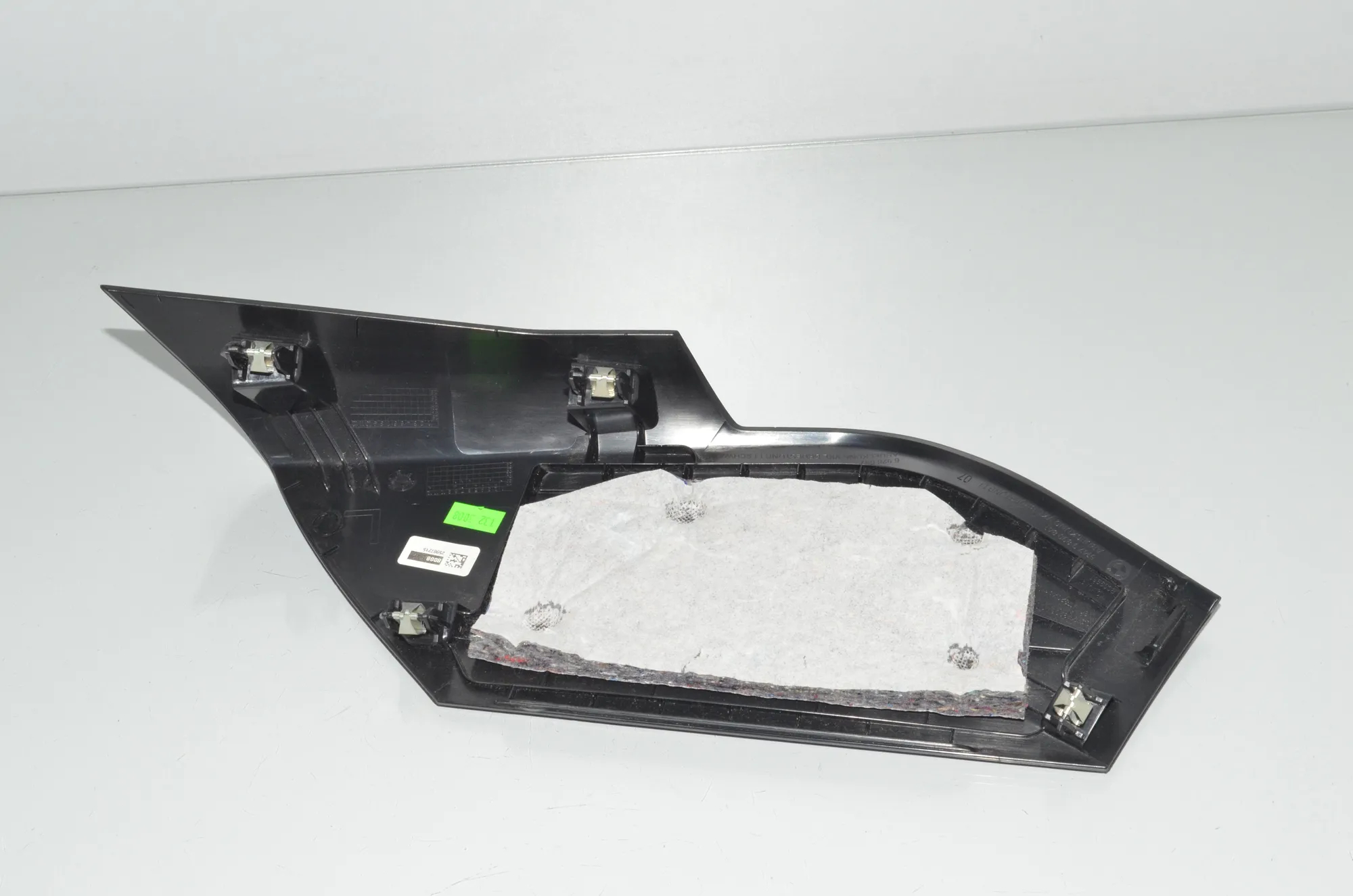Other Boot Trunk Parts – OEM 6926697 · BMW iX (I20) BMW iX (I20) xDrive50 2022 – 3