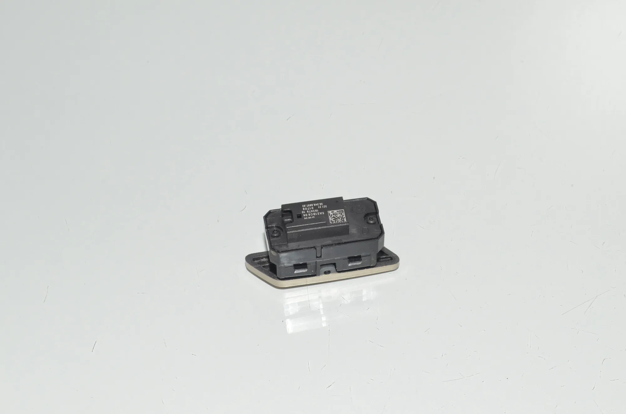Central Locking Switch – OEM 5A21BC6 · BMW iX (I20) BMW iX (I20) xDrive50 2022 – 3