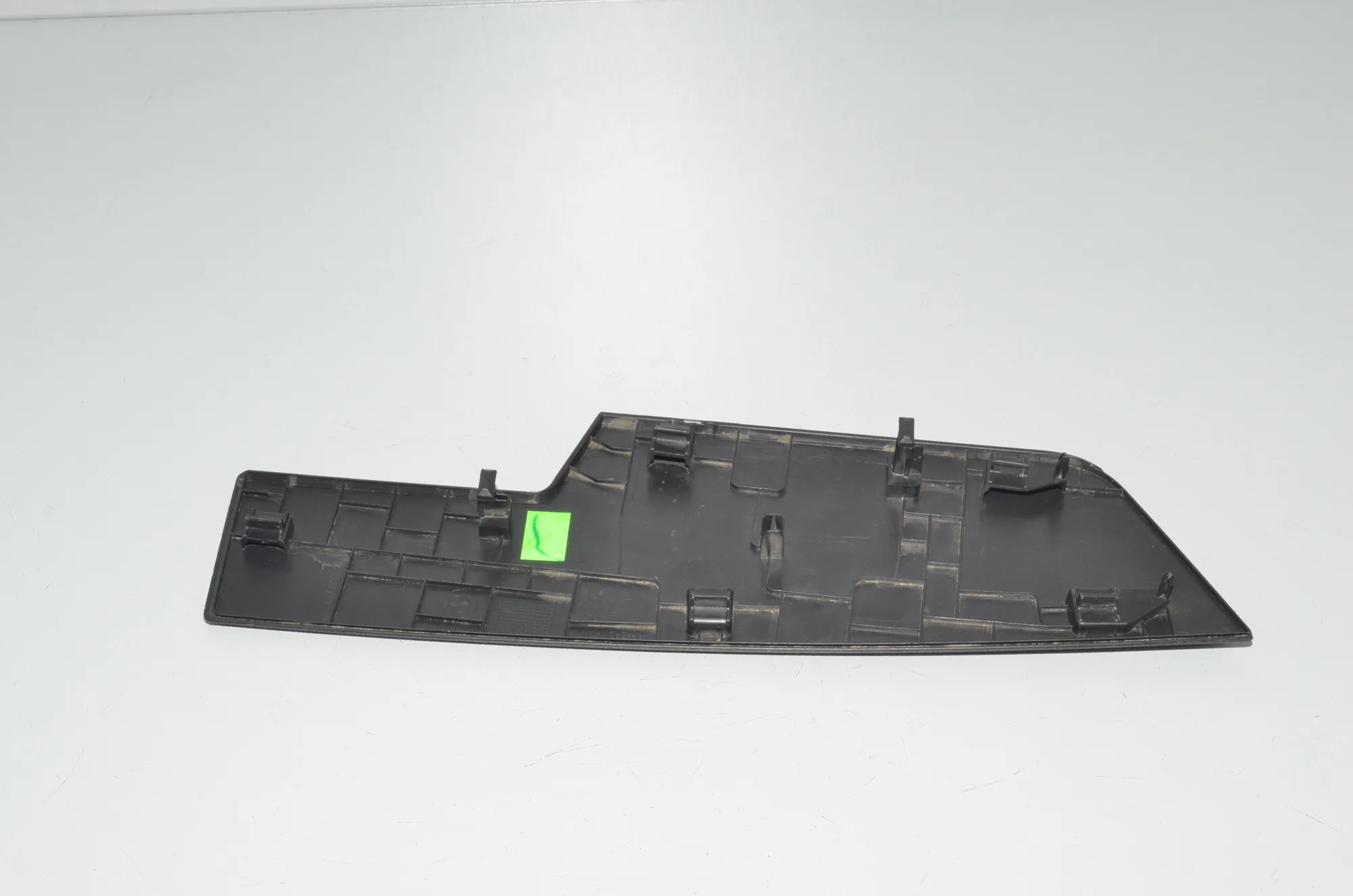 Rear Left Door Panel Trim – OEM 9496017 · BMW iX (I20) BMW iX (I20) xDrive50 2022 – 4