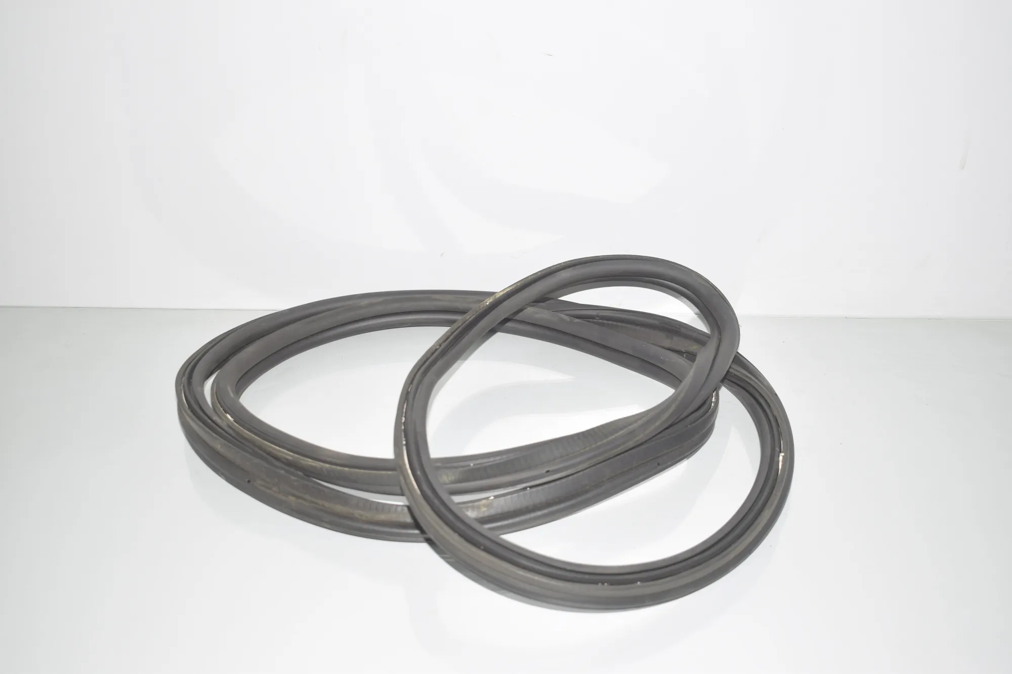 Tailgate Rubber Seal – OEM 7292307 · BMW 3 (F30, F80) 320 i 2017