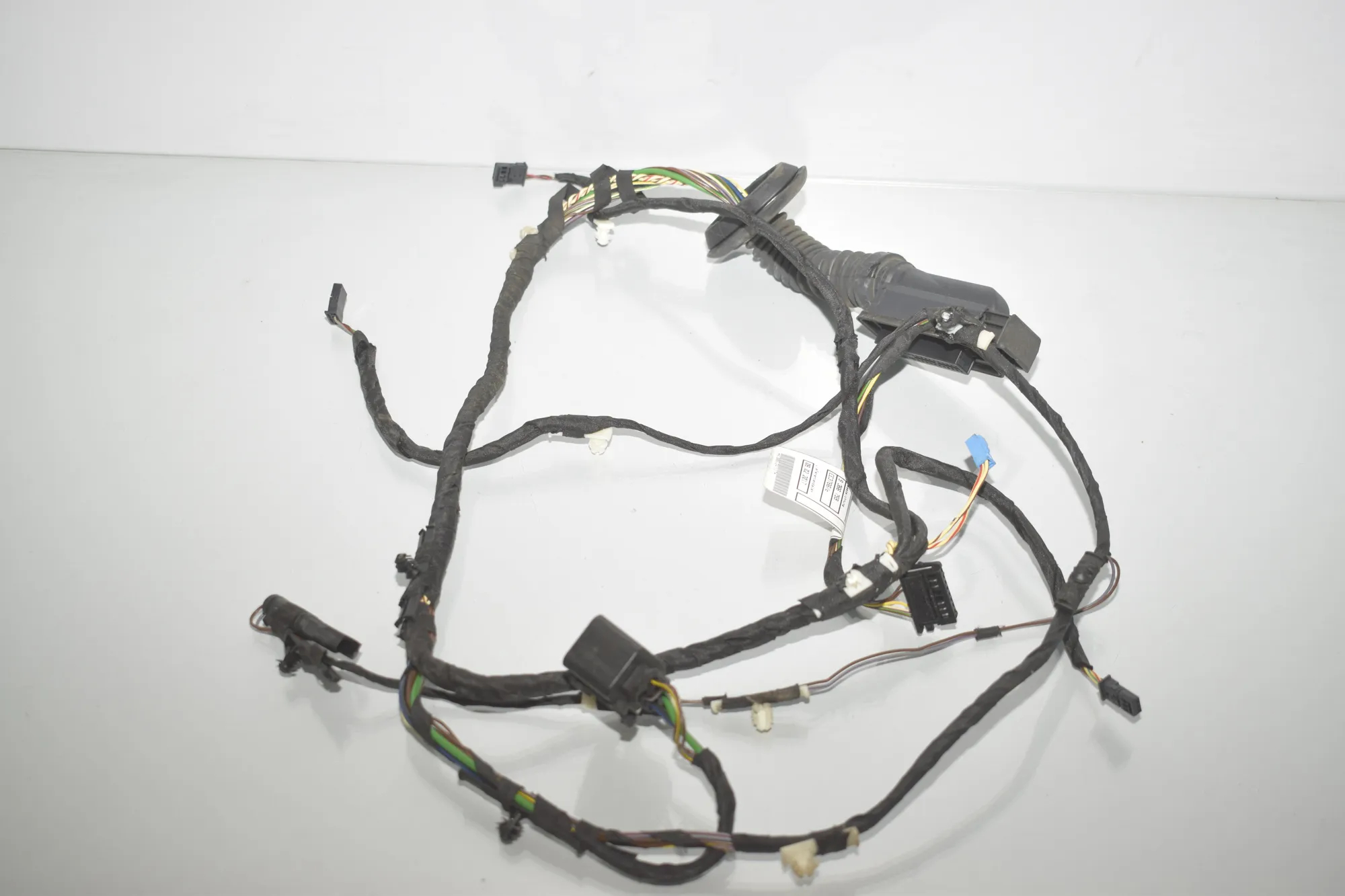 Rear Left Door Wiring – OEM 9366759 · BMW 3 (F30, F80) 320 i 2017 – 4