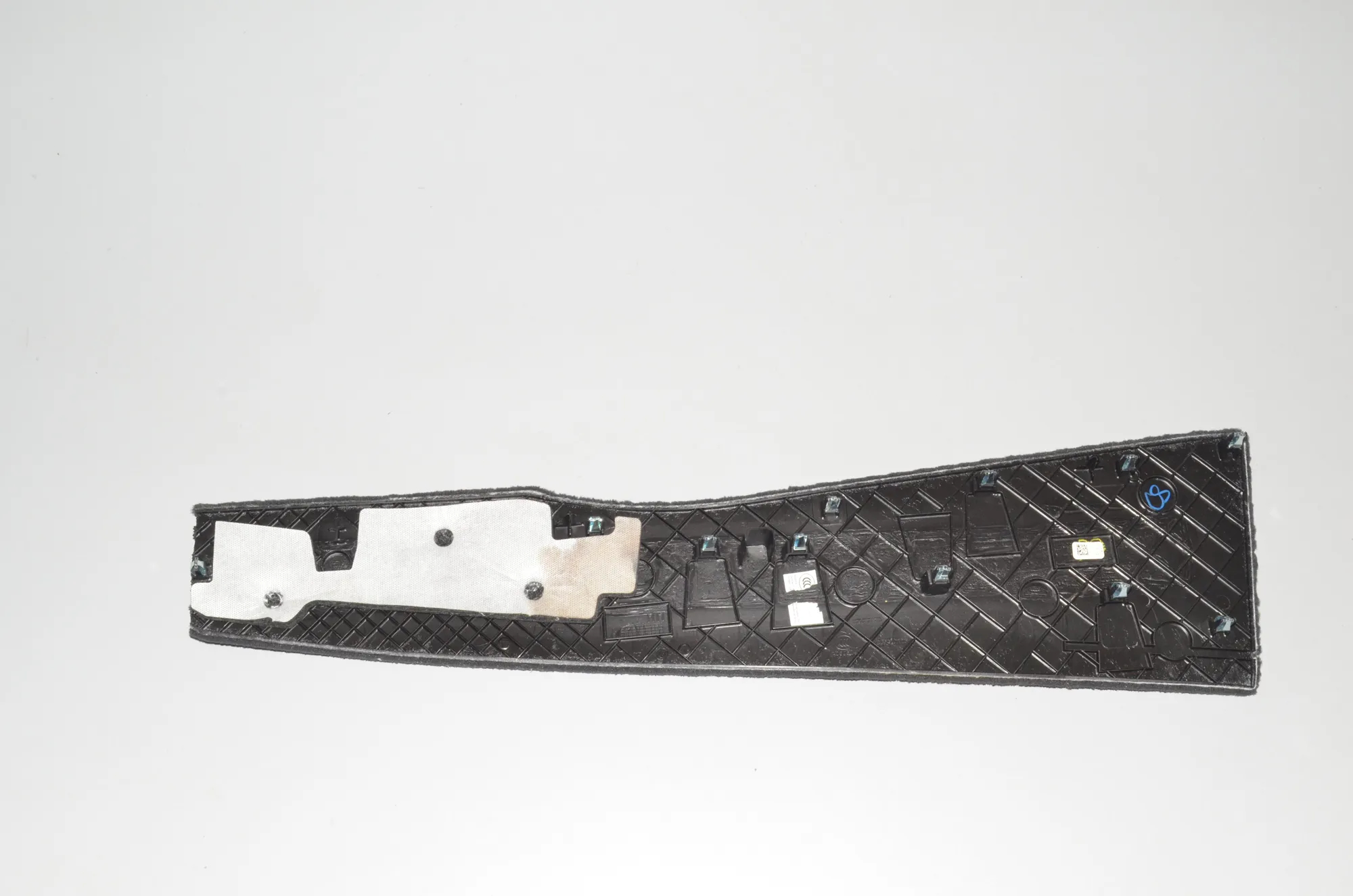 Center Console Trim – OEM 6423480 · BMW X7 (G07) (2019 - -) xDrive 30 d 2019 – 4