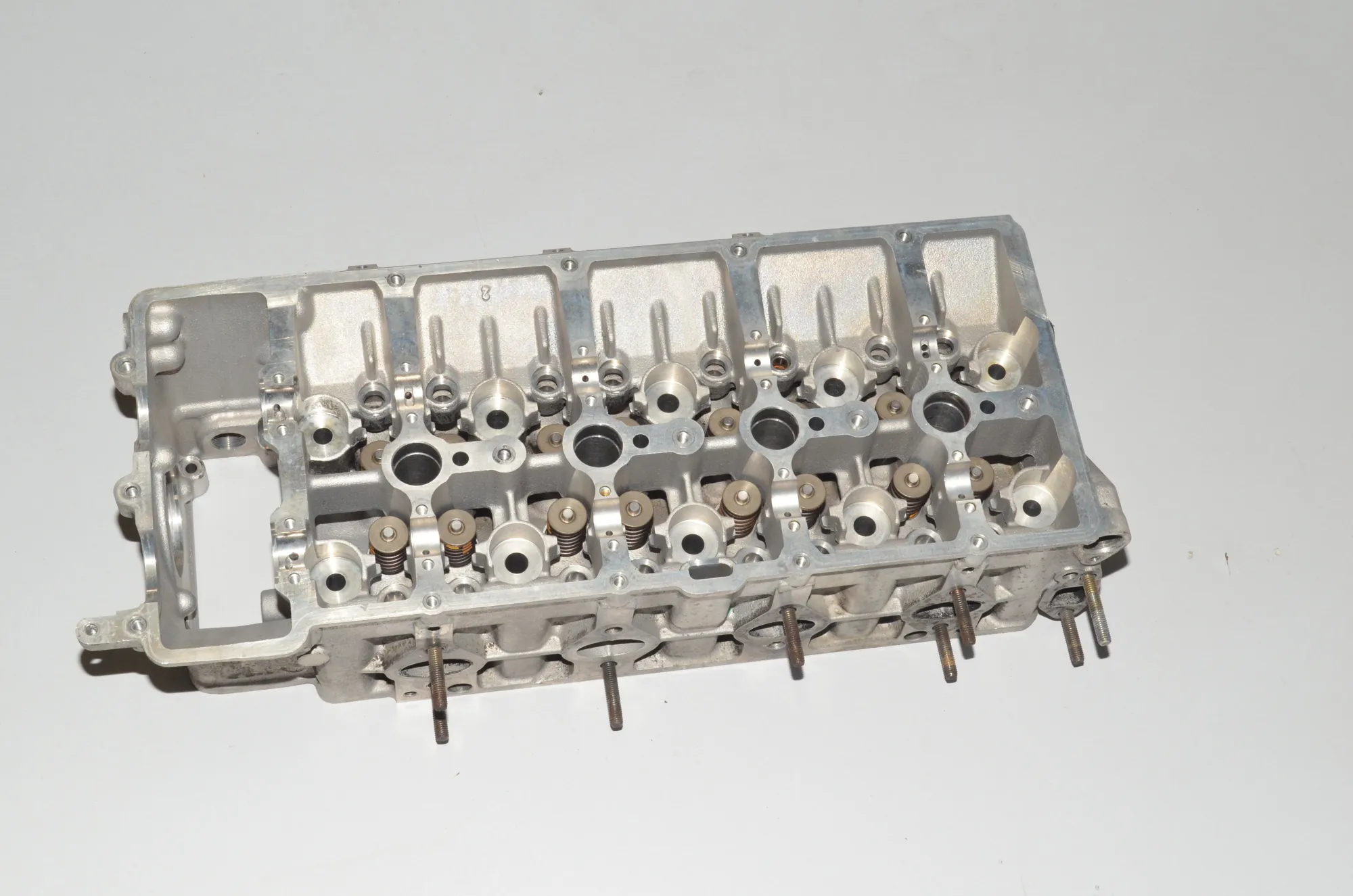 Engine Cylinder Head – OEM 2248220 · BMW 7 (E38) BMW 7 (E38) 740 d 2000 – 3