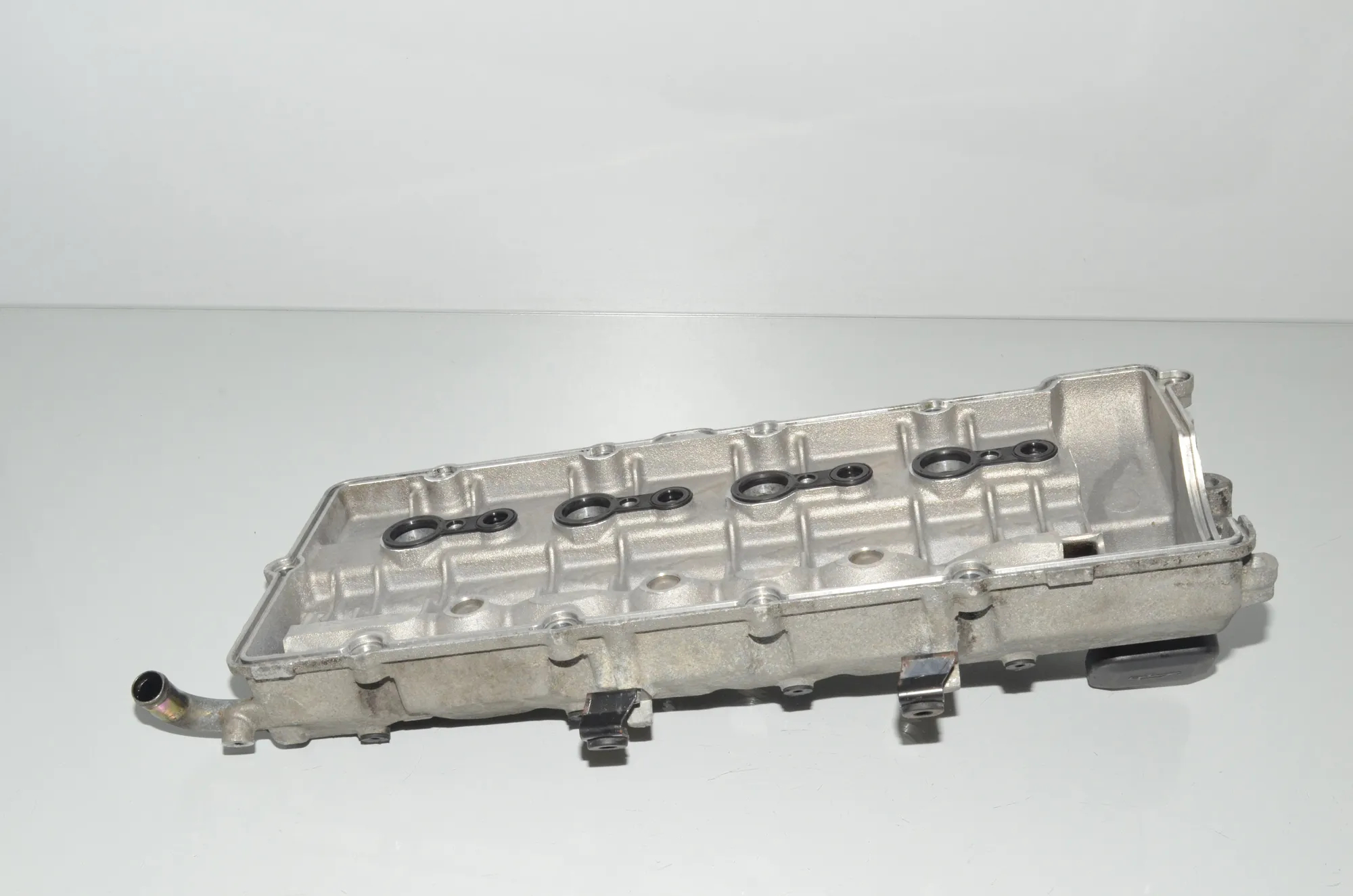Valve Cover Right Side – OEM 11122248195 · BMW 7 (E65, E66, E67) BMW 7 (E65, E66, E67) 740 d 2002 – 2
