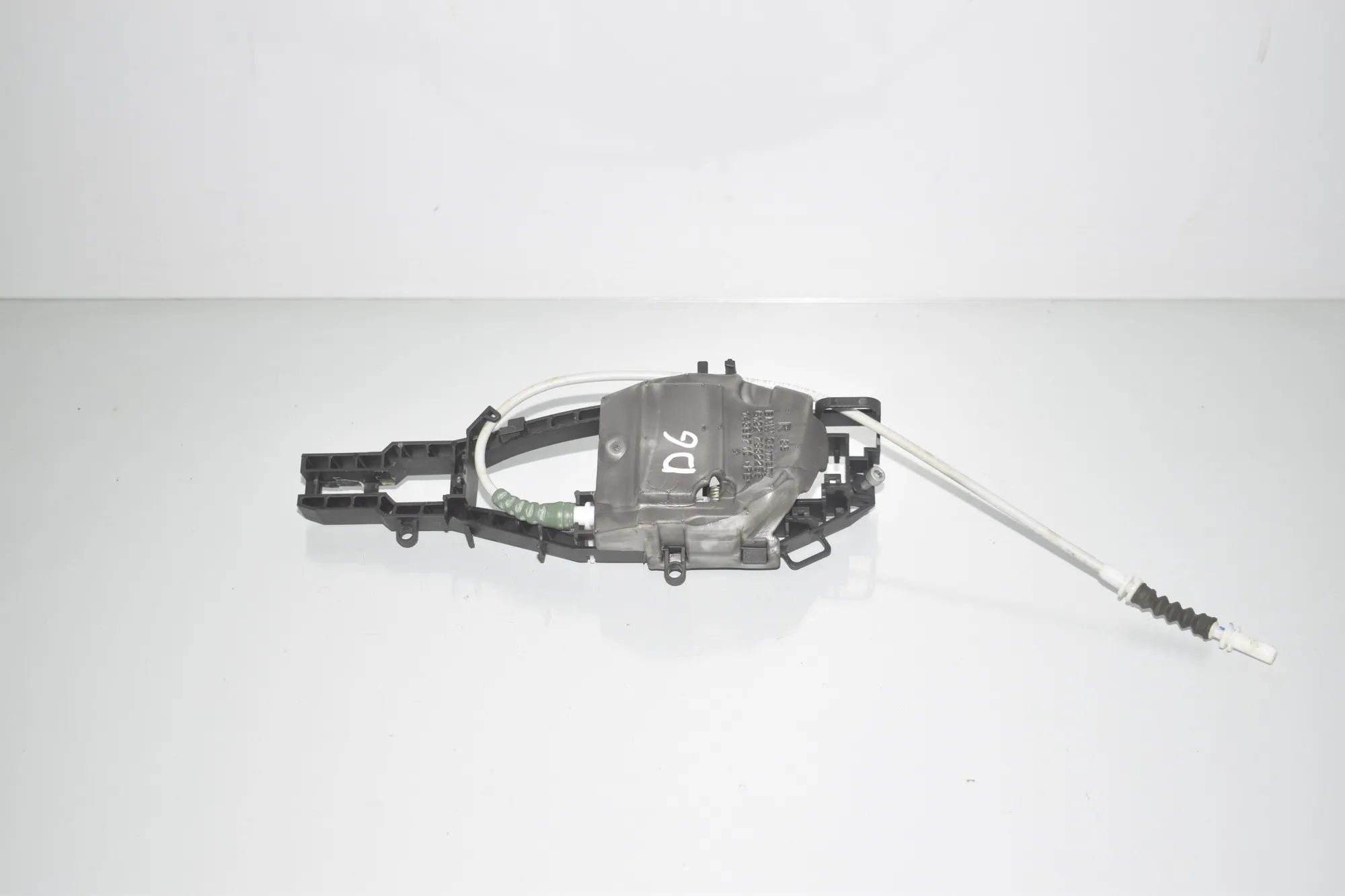 Rear Right Door Interior Handle Frame – OEM 7332268 · BMW 3 (F30, F80) 320 i 2017